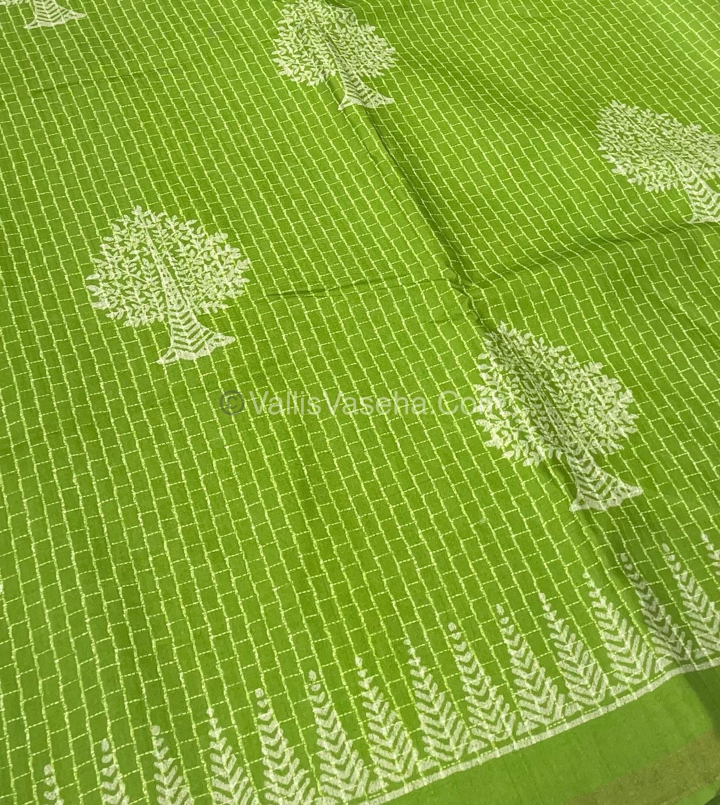 Semi Chappa Silk - Apple Green with Blue - VVSC005