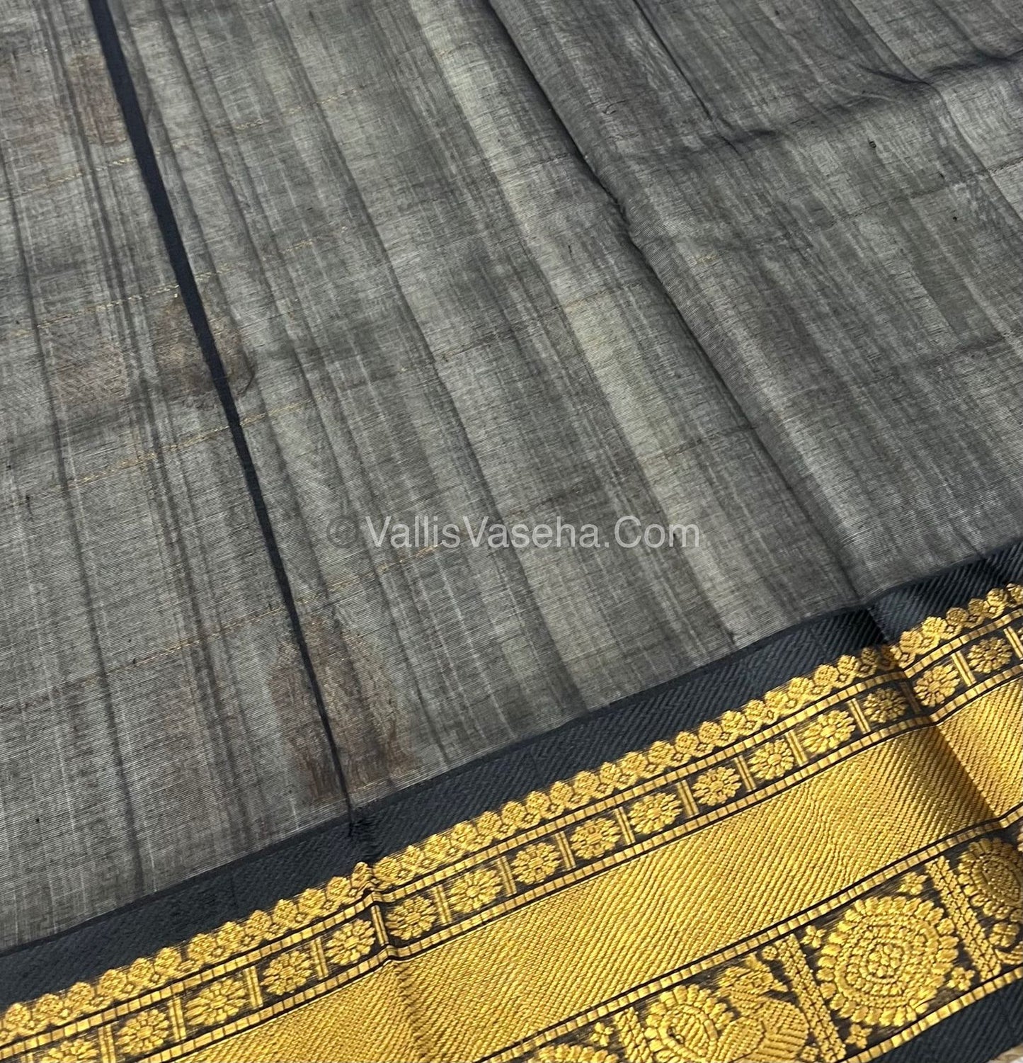 Pure Silk Cotton Saree - Mayil & Chakkaram Design - Cream With Black Shade - VVMC001