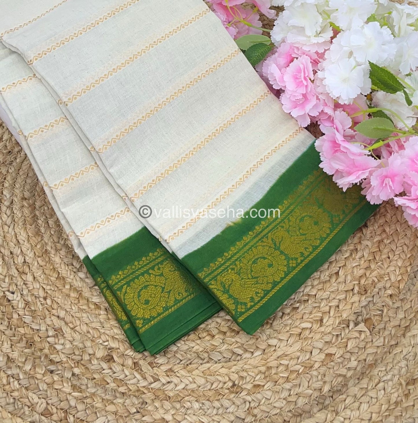 Sungudi Cotton Saree | Velthari Design - Half White with Green Shade - VVSCV001