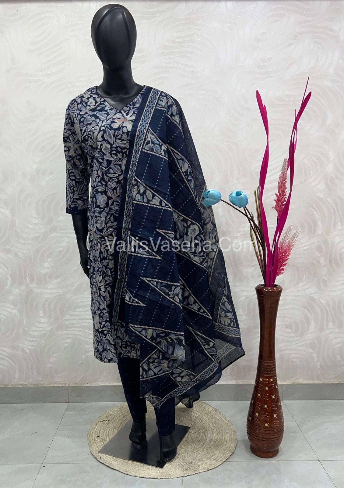 Ready Made - Salwar, Kameez & Duppatta(3pc) - Printed - VVRBS002