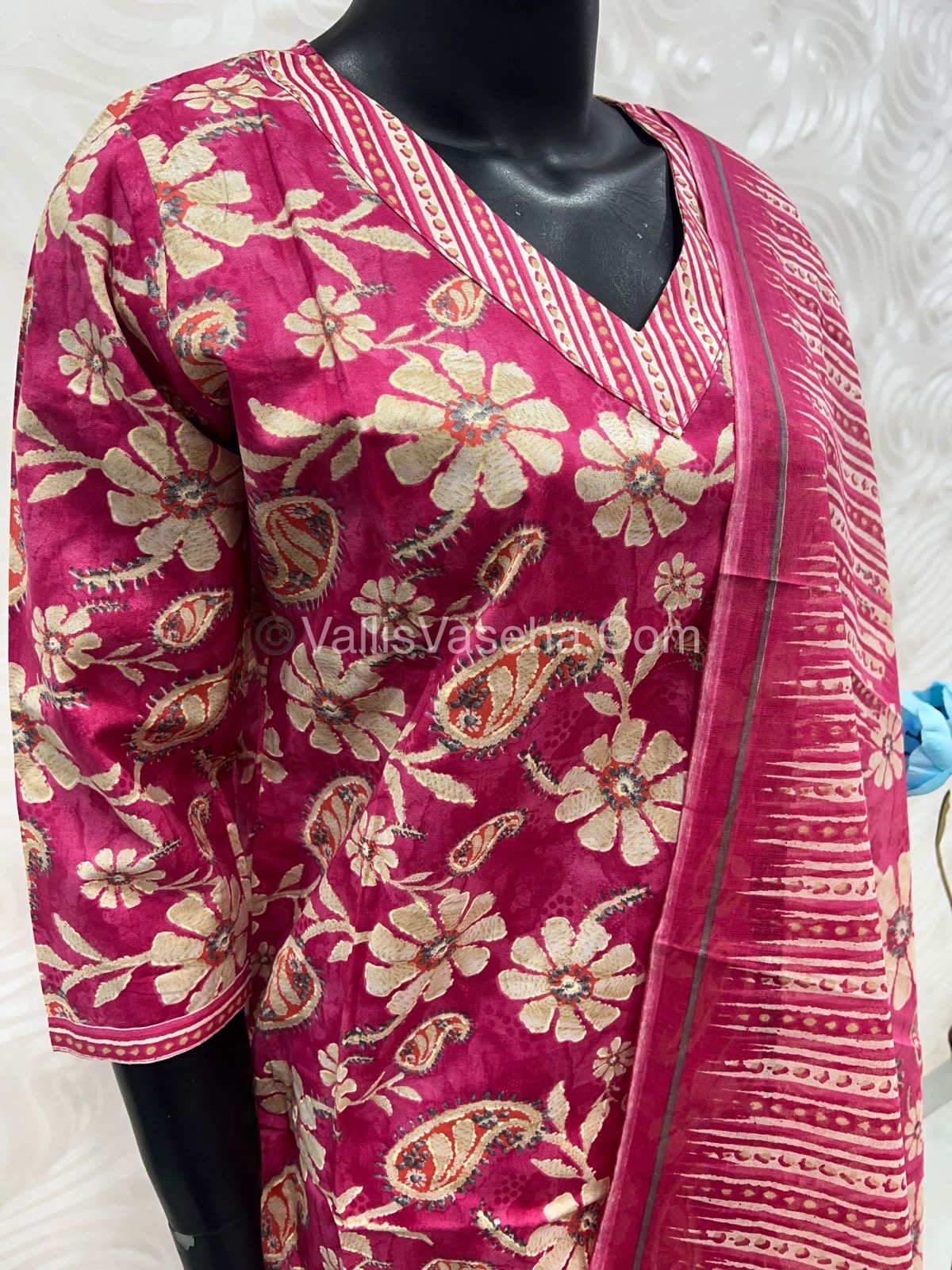 Ready Made - Salwar, Kameez & Duppatta(3pc) - Printed - VVRBS002