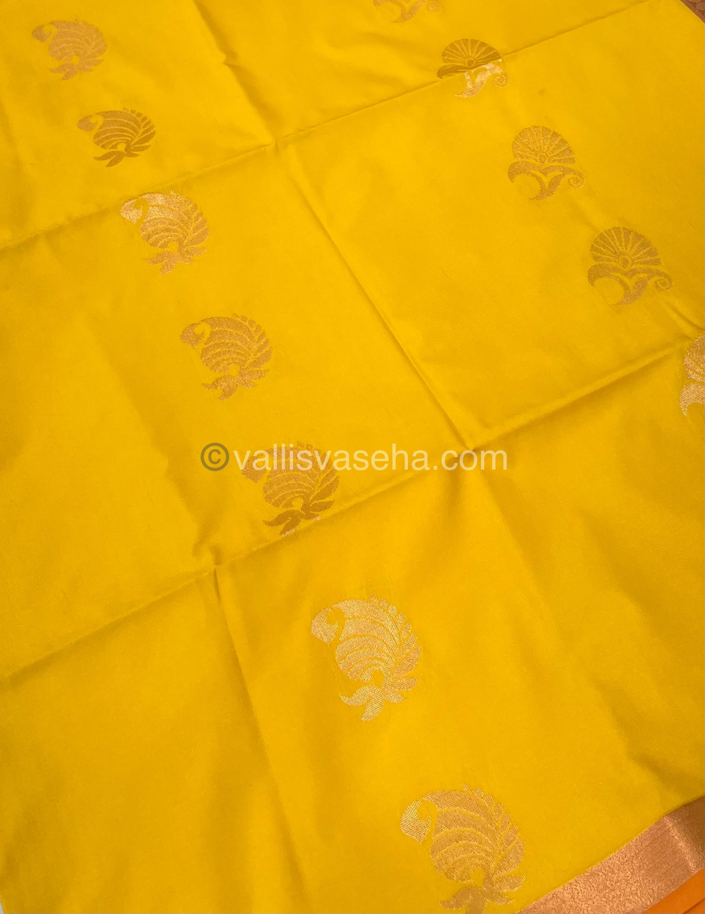 Semi Soft Silk - AAdi Sale 20% less - VVAADI20