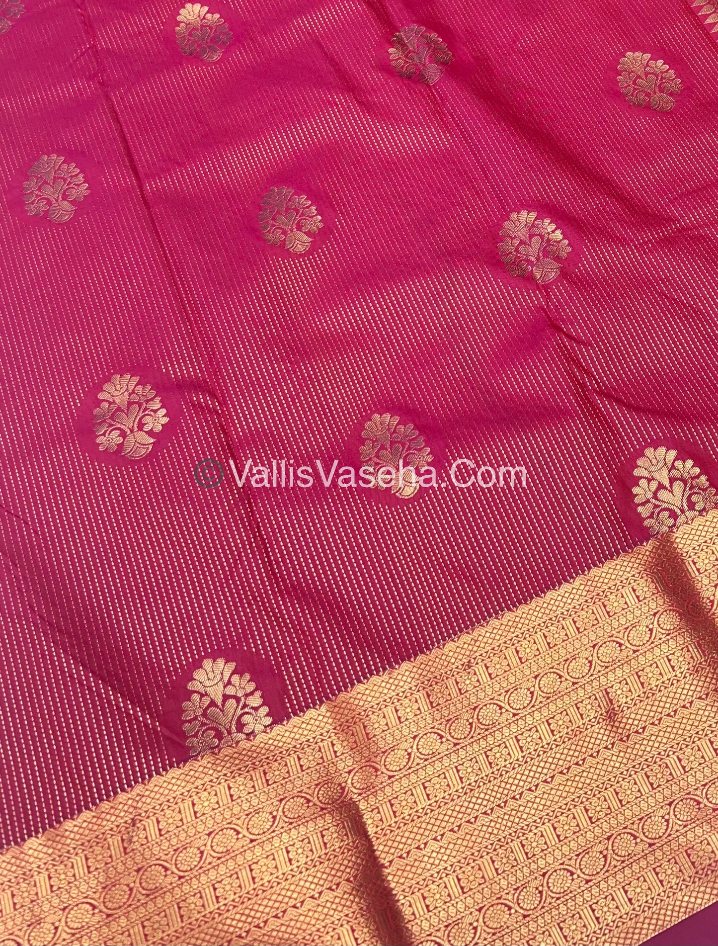 Semi Kanchipuram Silk - Vairavoosi Pattern - VVSKS001
