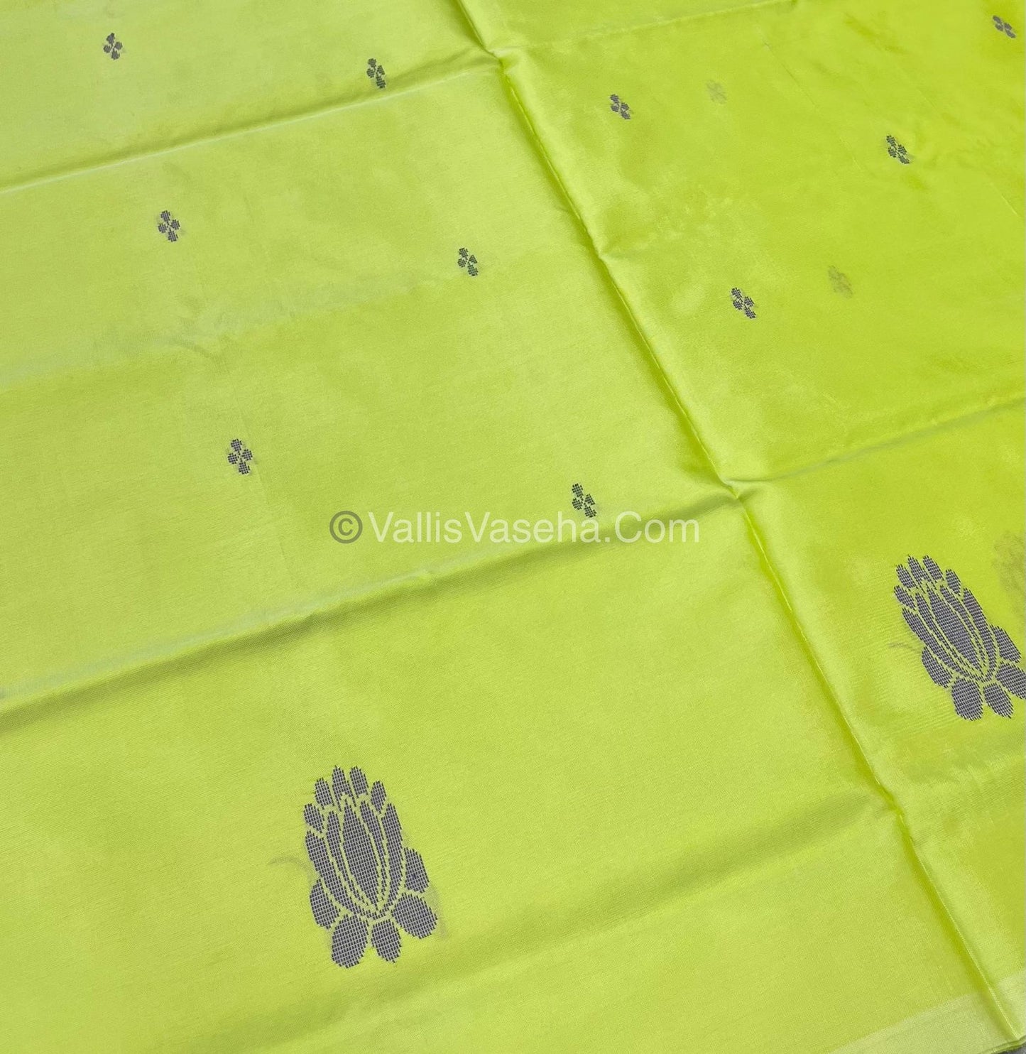 Vazhai Pattu Saree / Banana Pith - With Out Blouse - VVVPS001