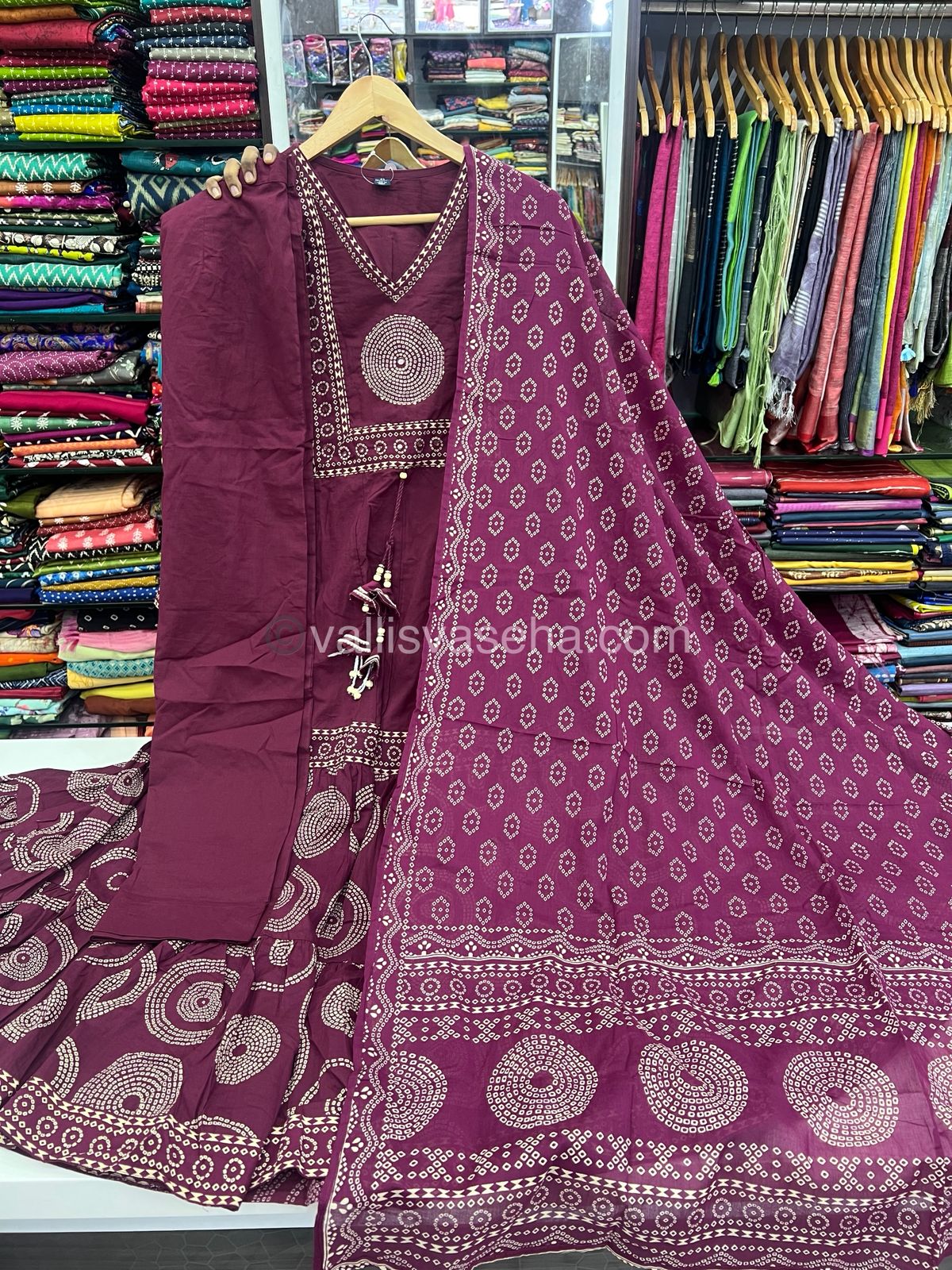 Anarkali - Wine Shade - Salwar, Kameez & Duppatta(3pc)- Fancy Cotton - VVRAS001