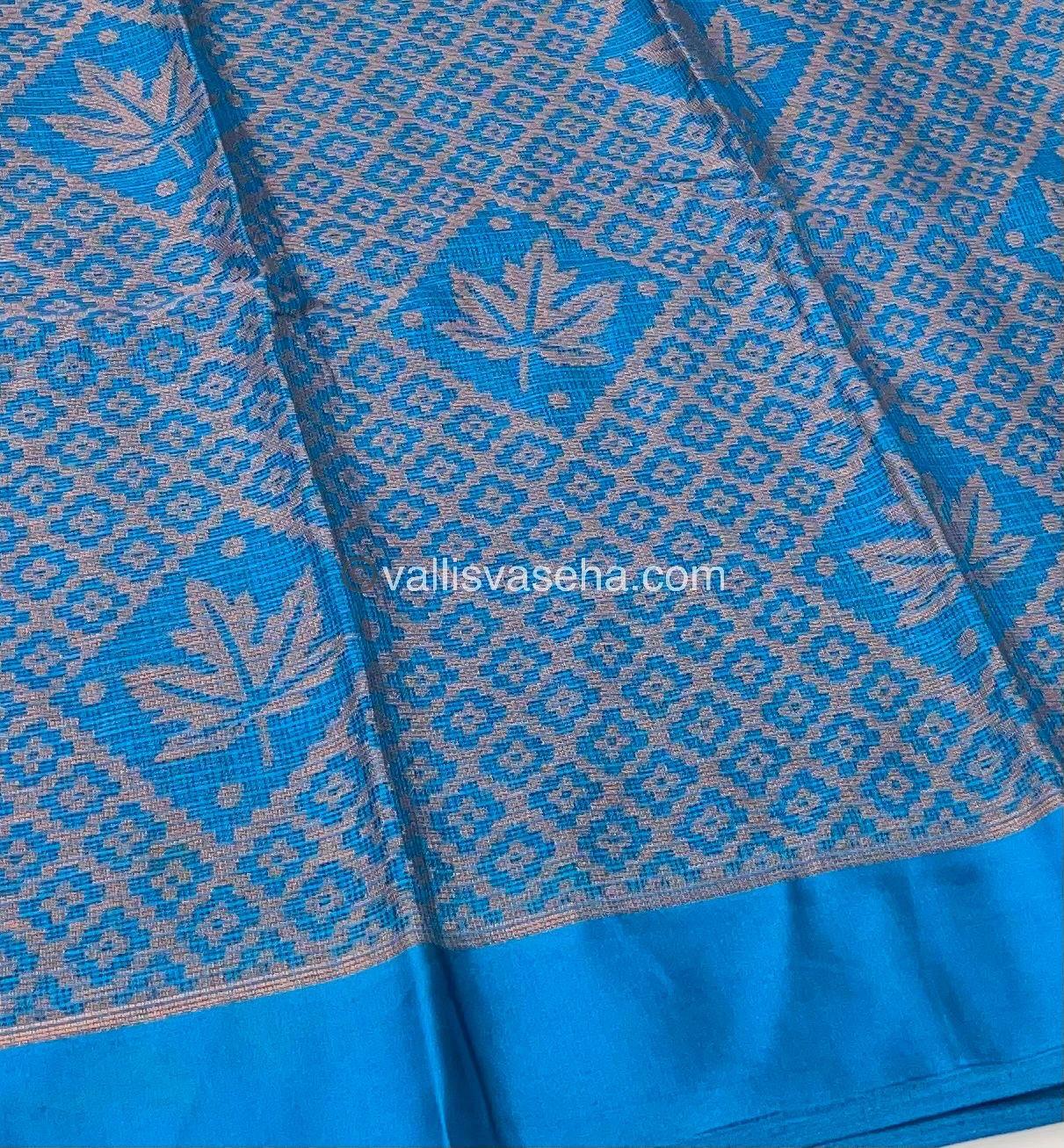 Mixed Cotton Brasso Saree - VVBS001