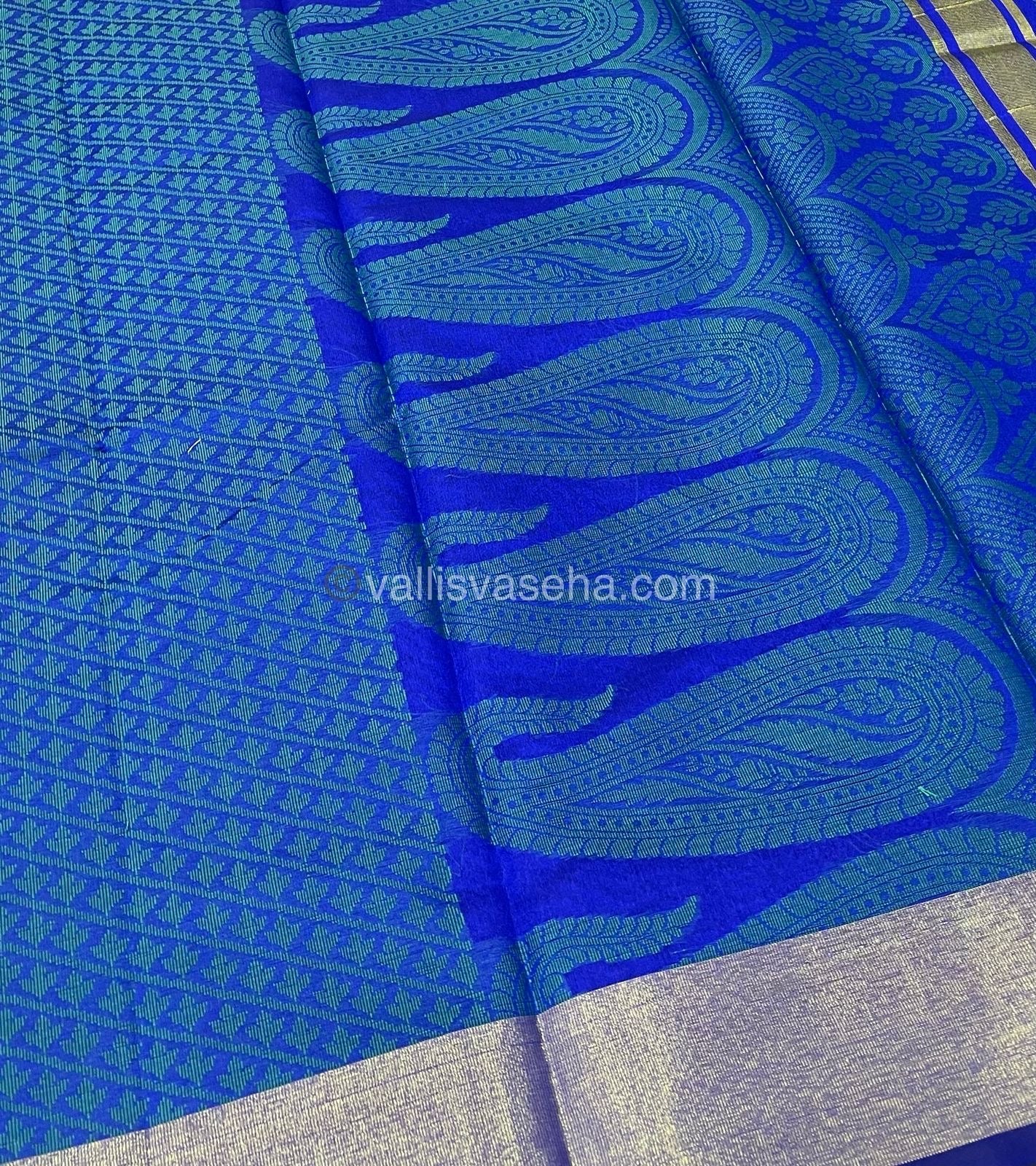 Banarasi - Kora Tanchoi - Semi Soft Silk Saree - VVKTS001