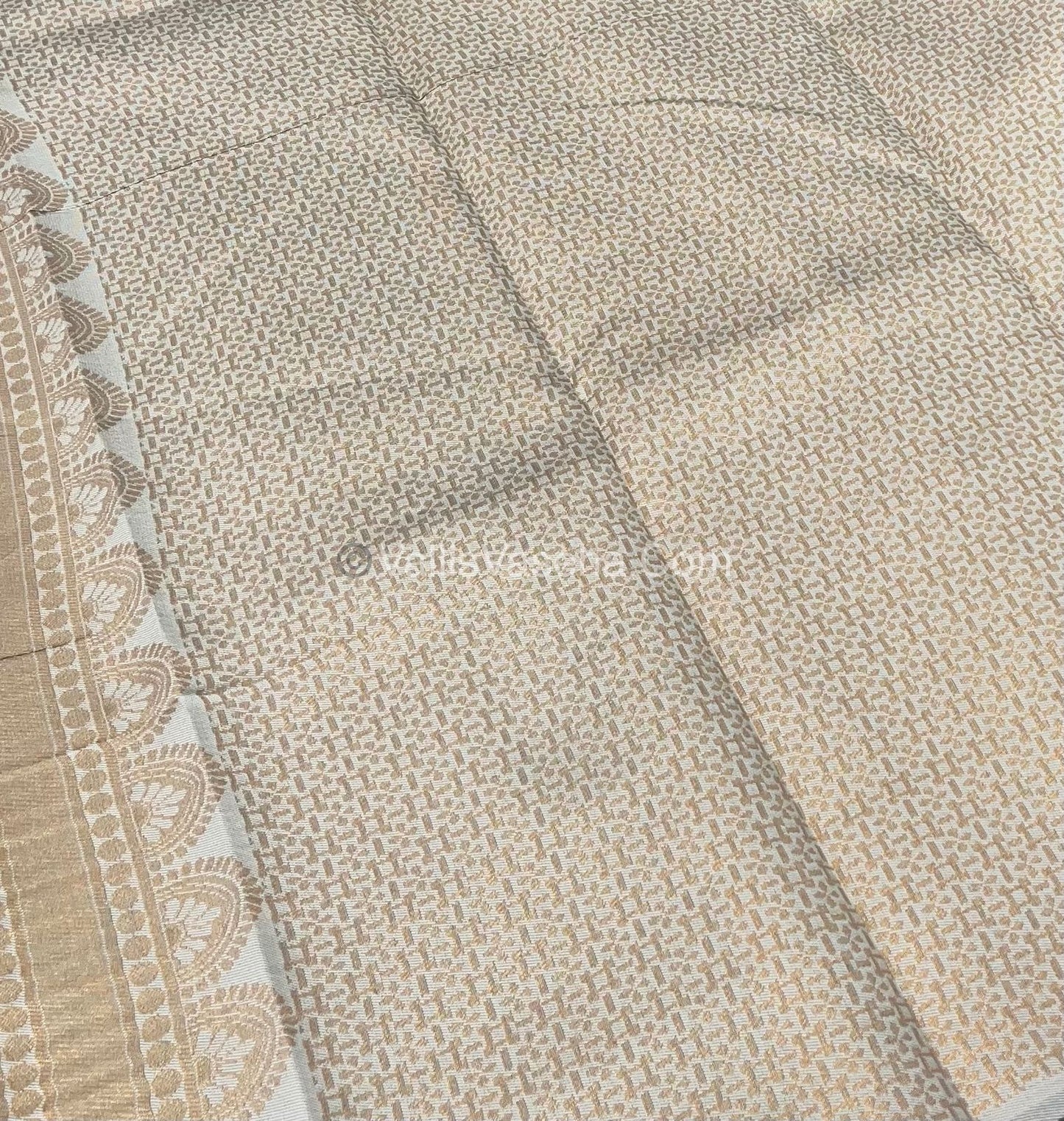 Kanchi Semi Silk - Ramar Green with Cream - VVKSS003