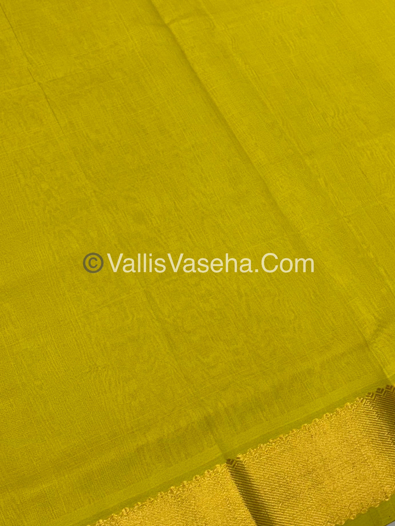 Pure Silk Cotton Saree - Mayil & Chakkaram Design - Cream With Lemon Yellowish green Shade VVMC002