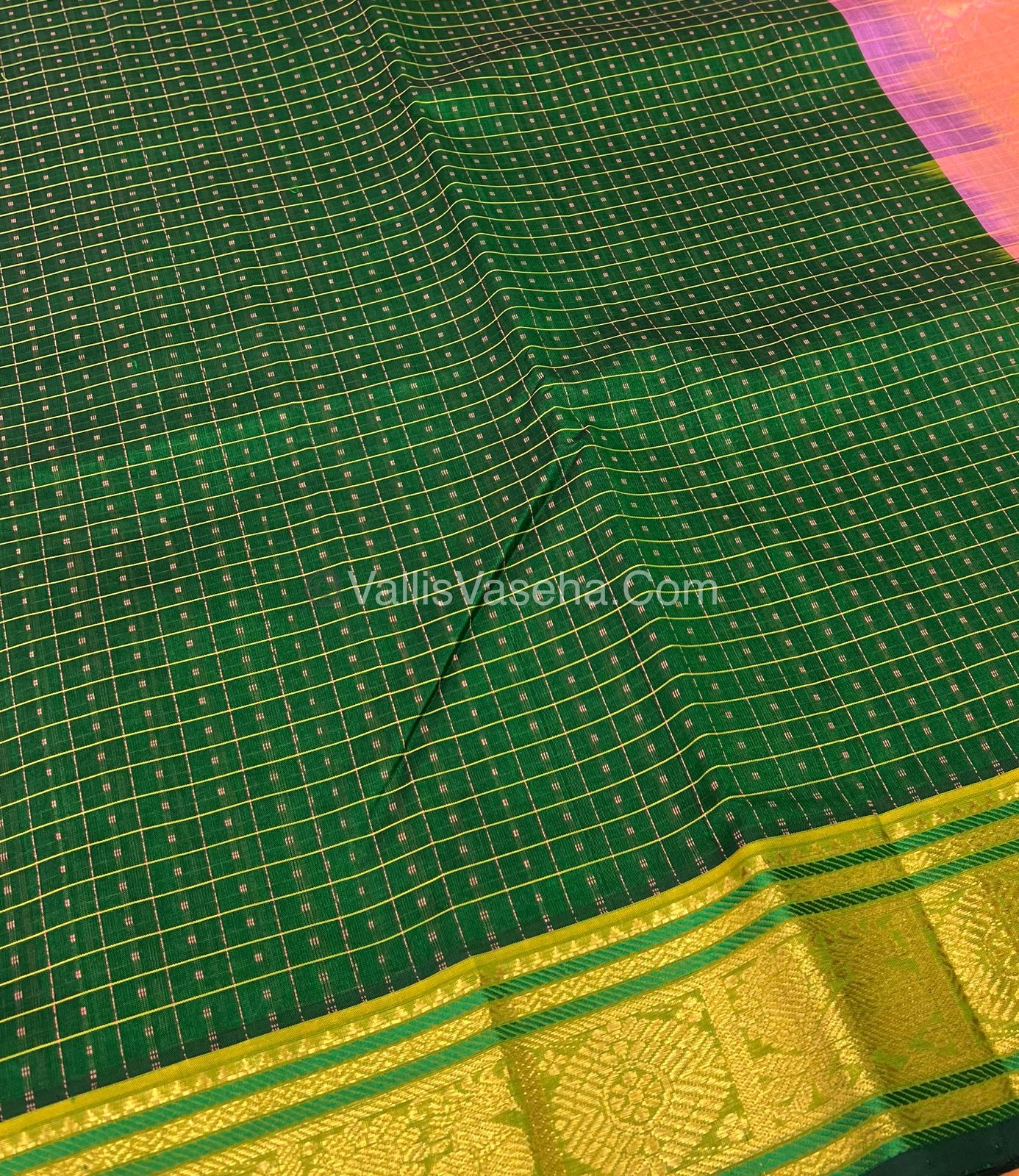 Pure Silk Cotton Saree - Green With Peach Shade - Lakshadeepam Design - VVPLD001