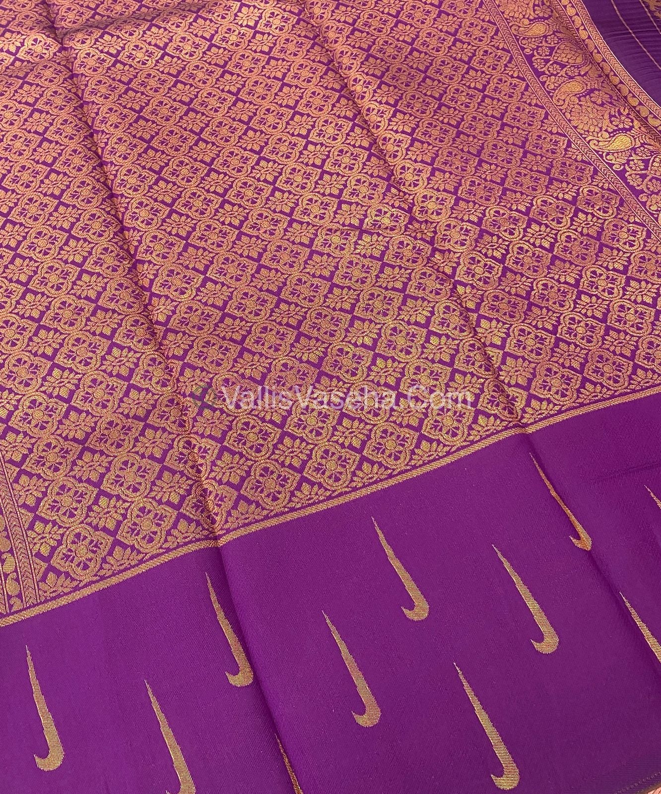 Kanchi Semi Silk - Peach with Purple VVKSS001