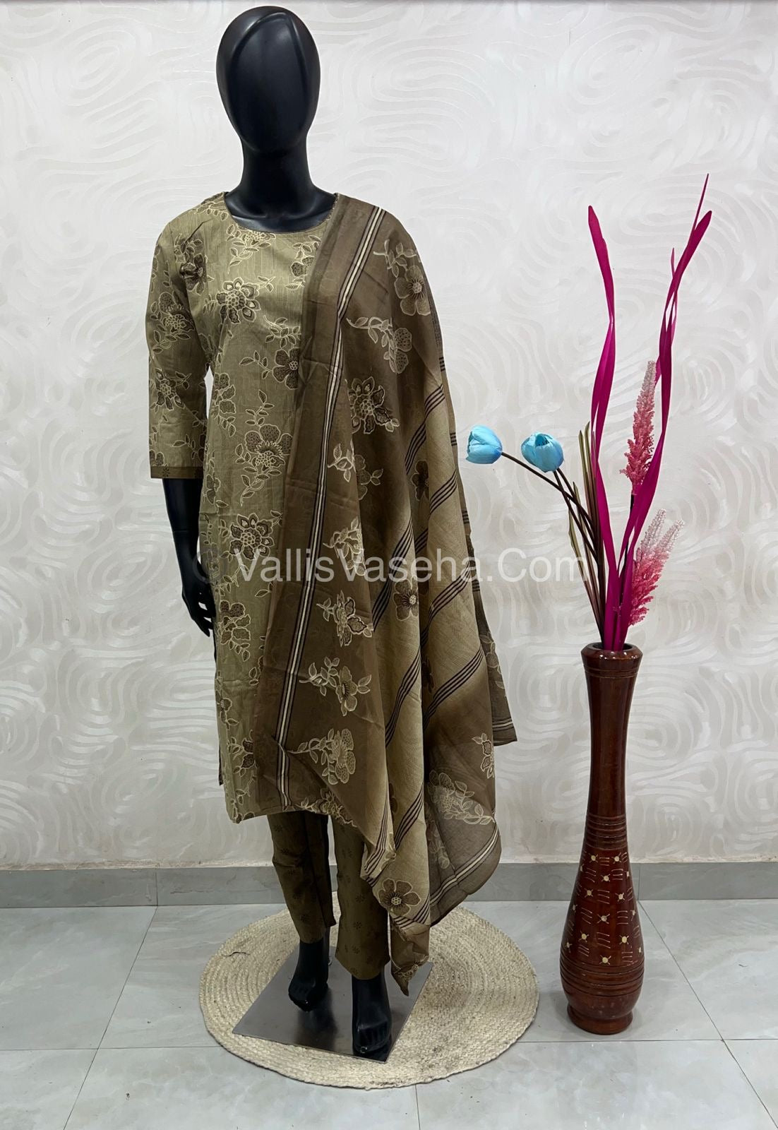 Ready Made - Salwar, Kameez & Duppatta(3pc) - Printed - VVRBS002