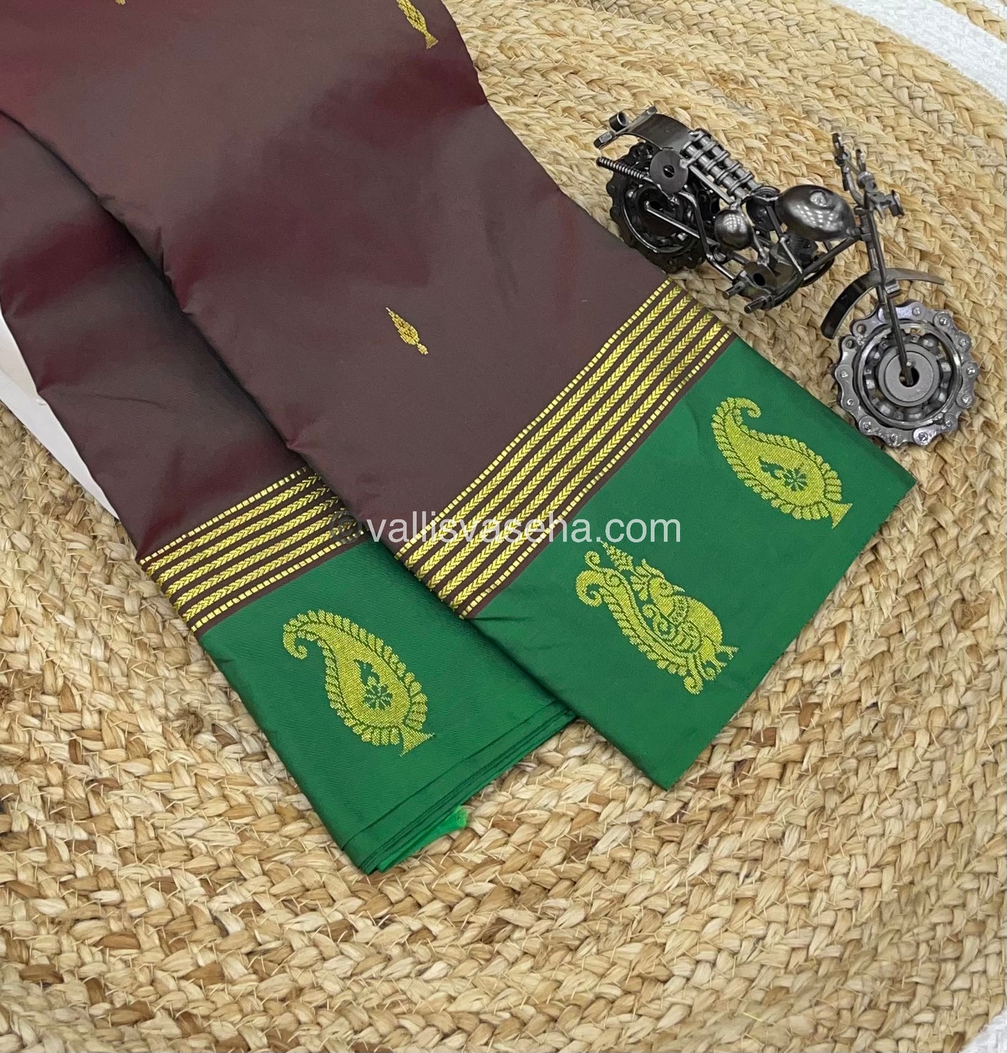 Semi Silk Saree - Kanchi Pattu Style - VVSSS004