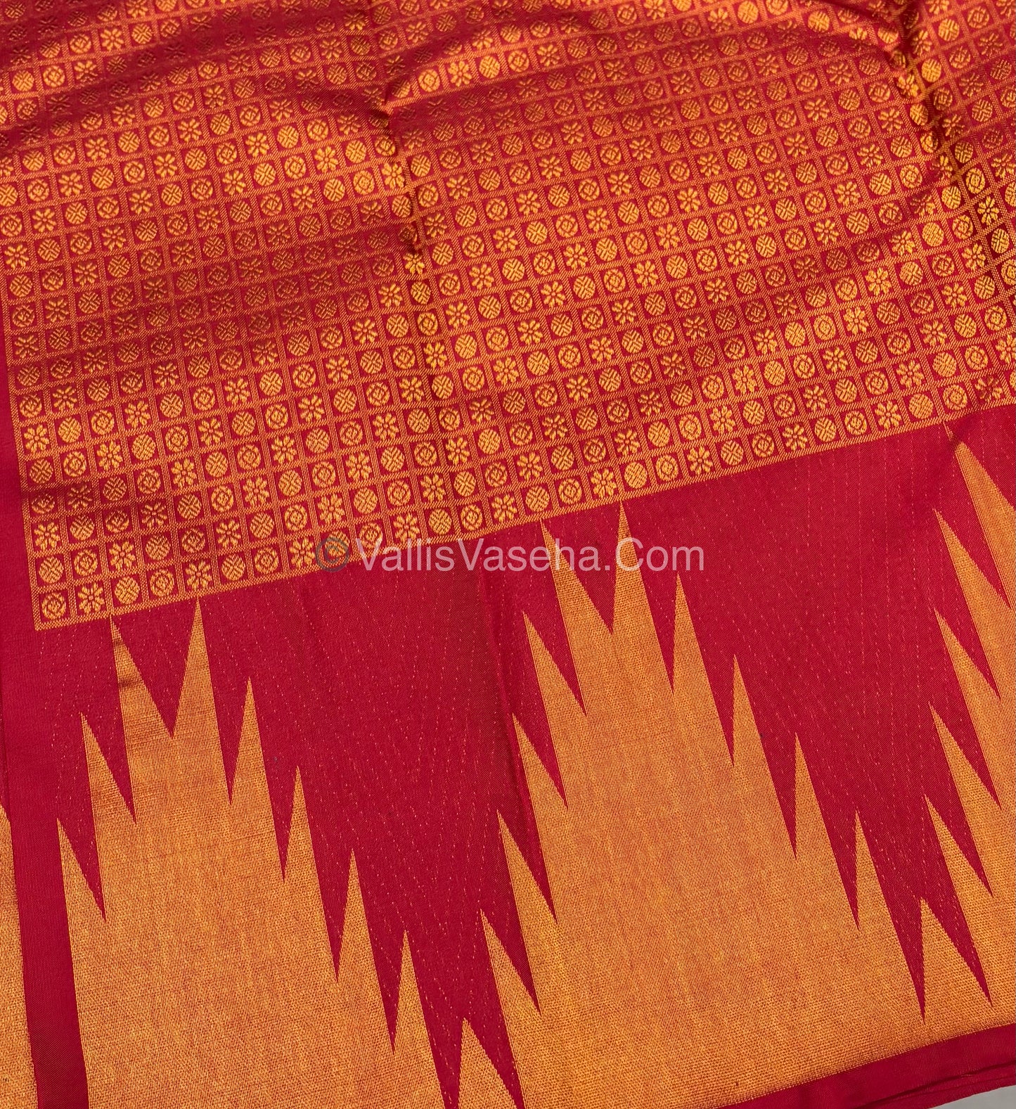 Pure Vintage Kanchipuram Silk Saree - Red Shade - VVPS019