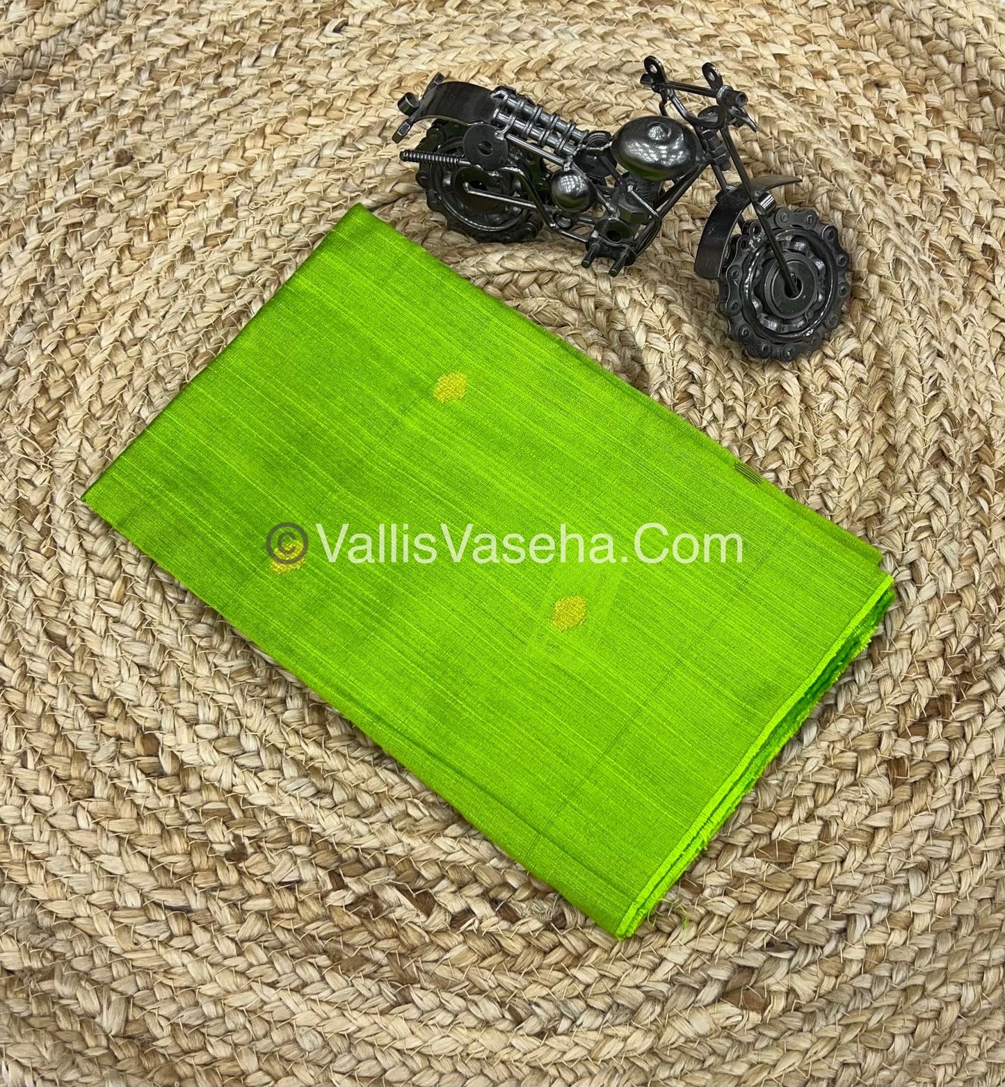 Blouse Bit - Raw Silk Material - Green Shade - Butta Design - 1mtr - VVRSB001