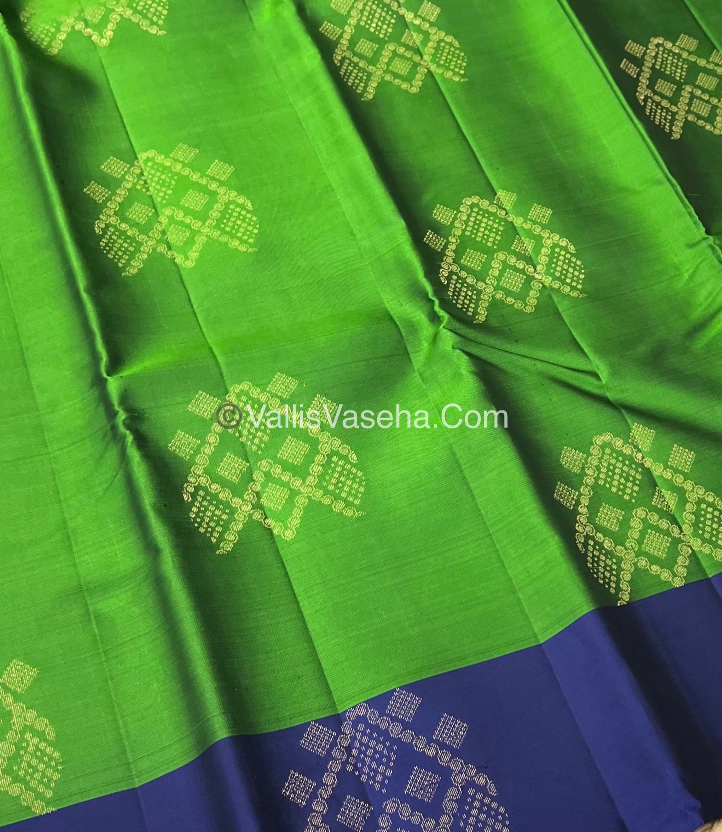 Half Mix - Pure Soft Silk Saree - VVPSS030