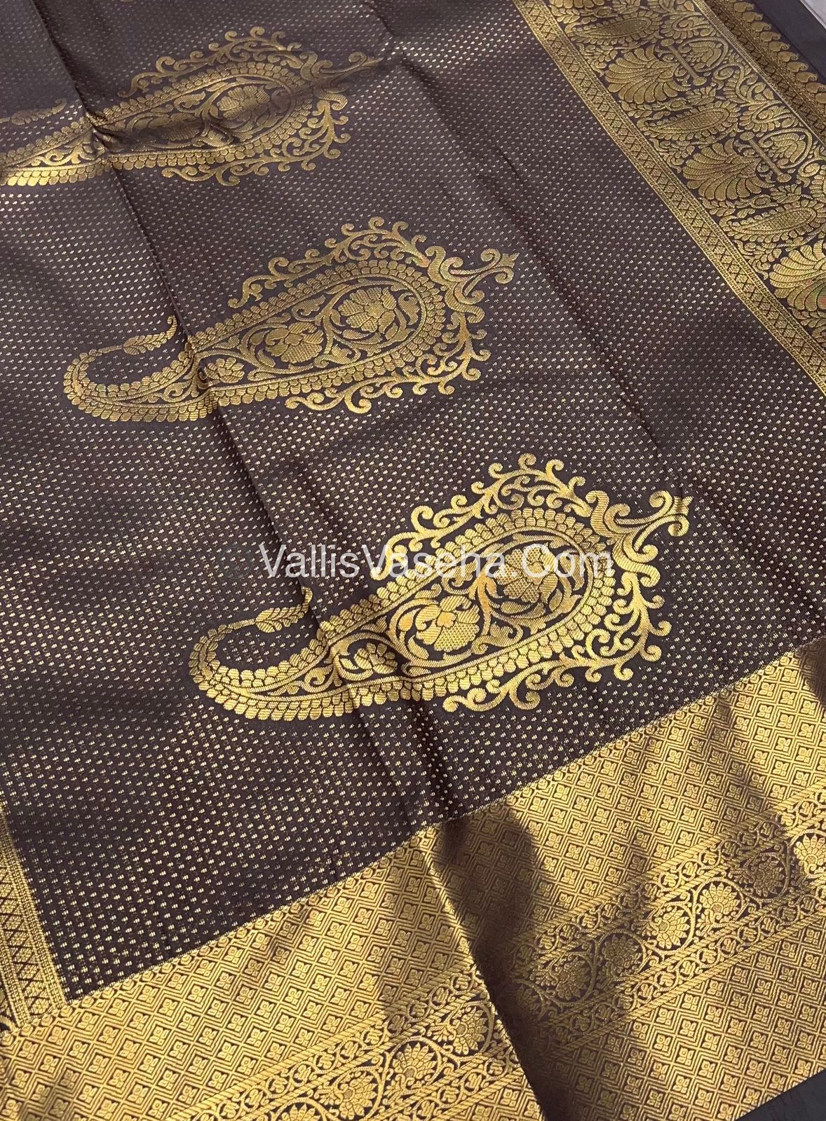 Semi Kanchipuram Silk - Grey Shade - VVSKS002