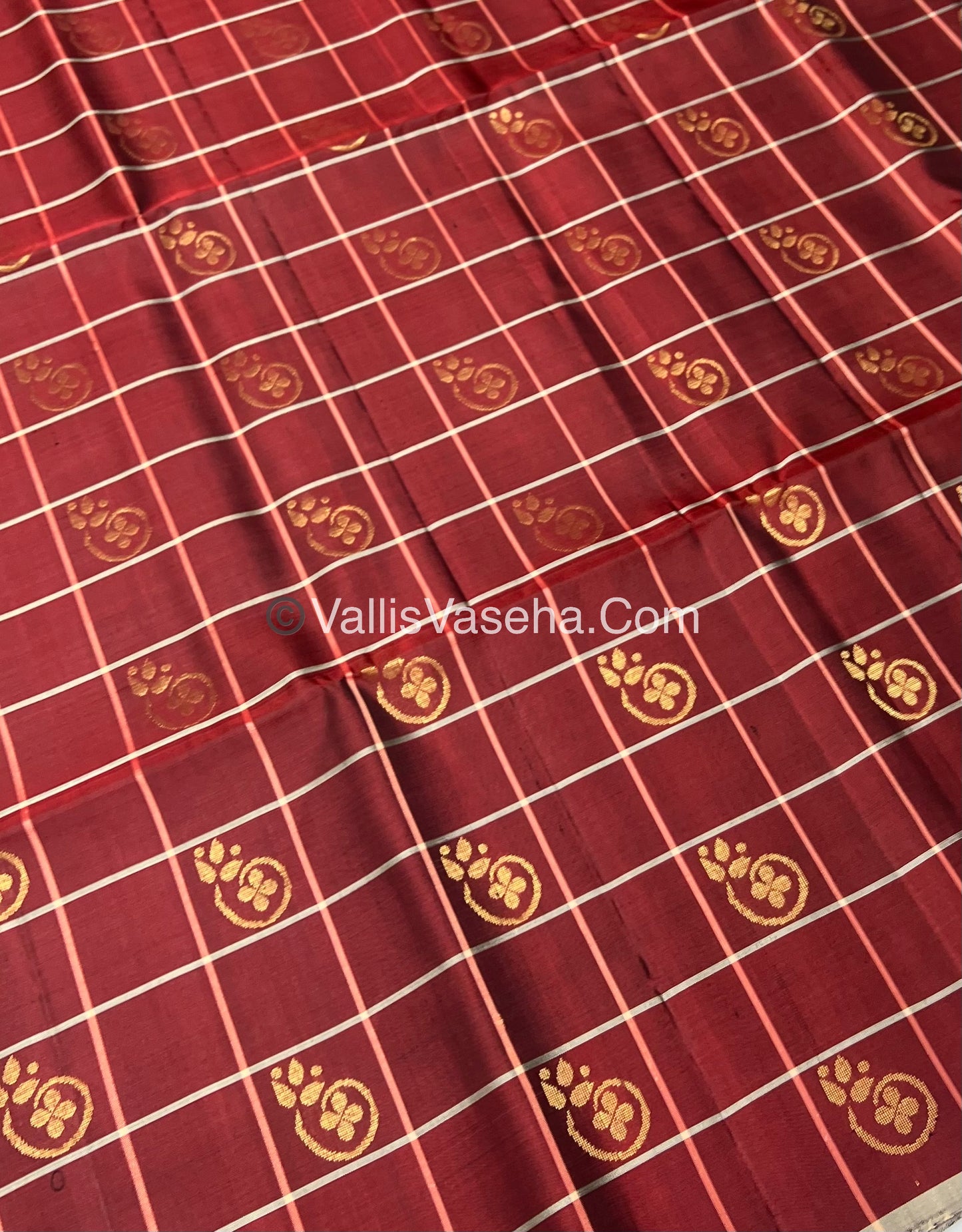 Merun with Creamish Light Peach Combo - Pure Soft Silk Saree - VVPSS010