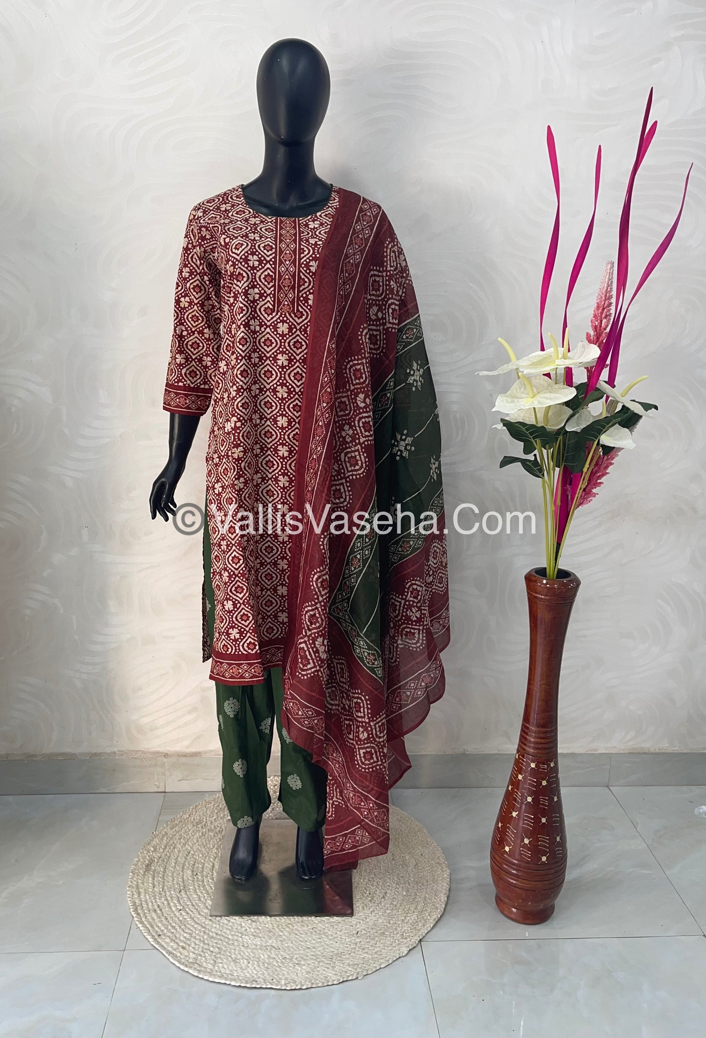 Ready Made - Salwar, Kameez & Duppatta(3pc) - Batik Printed - VVRBS001