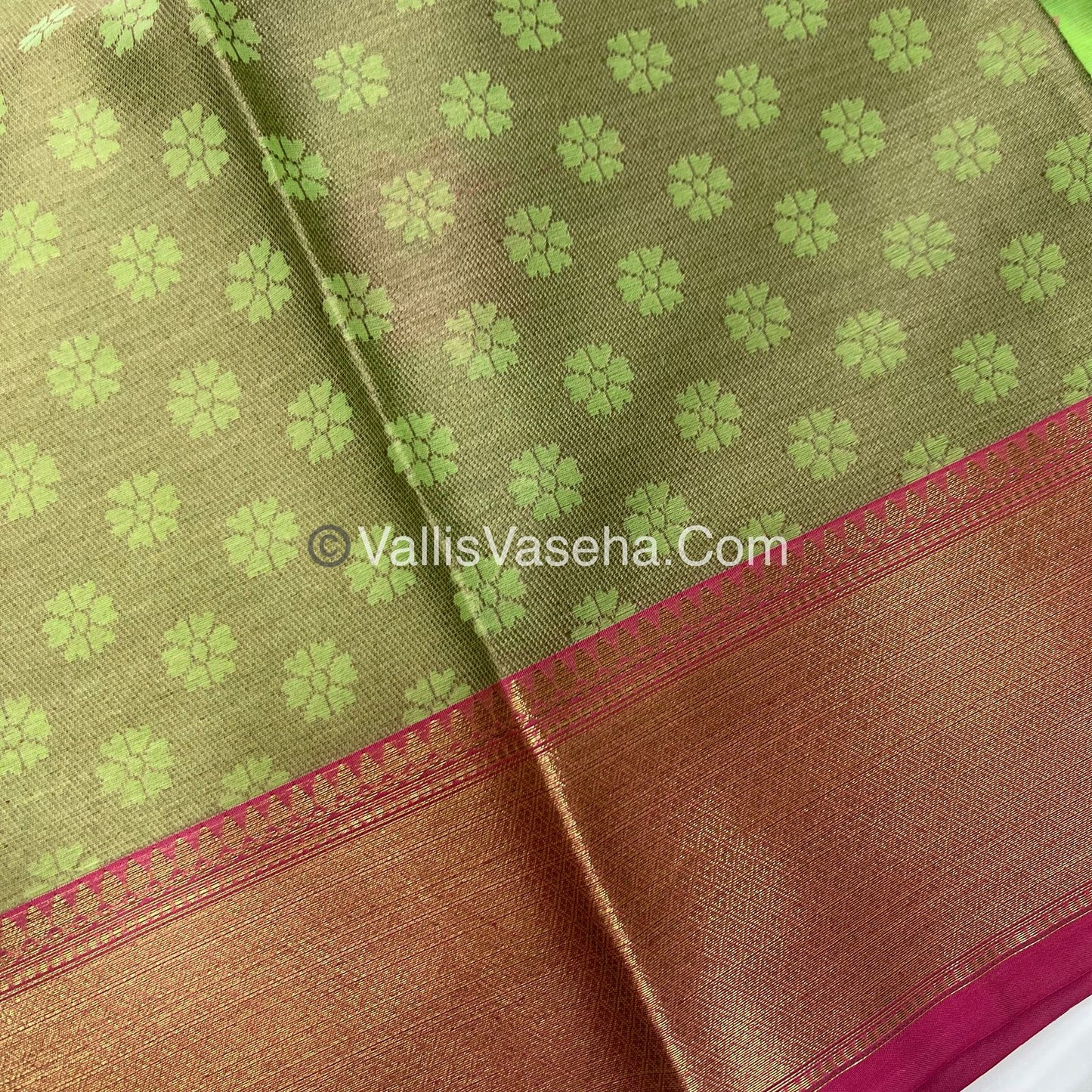40% less - Offer Saree - Semi Banarasi Saree - VVDS007