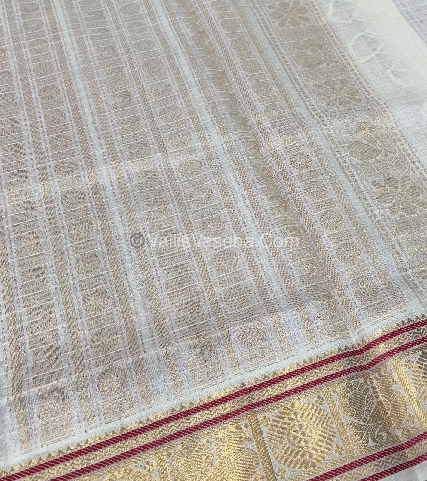Pure Silk Cotton Saree - Red With White Shade - Lakshadeepam Design - VVPLD001