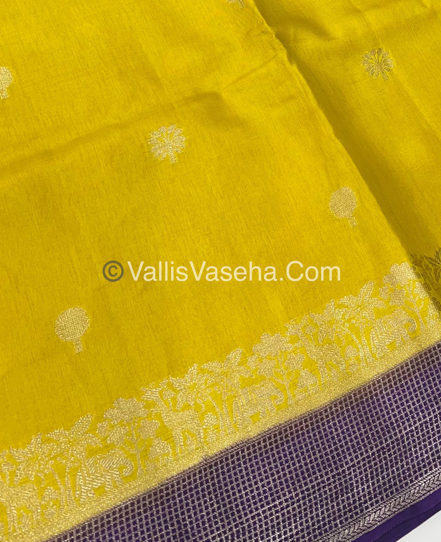 Russian Viscose - Premium Viscose Saree - VVRVS001
