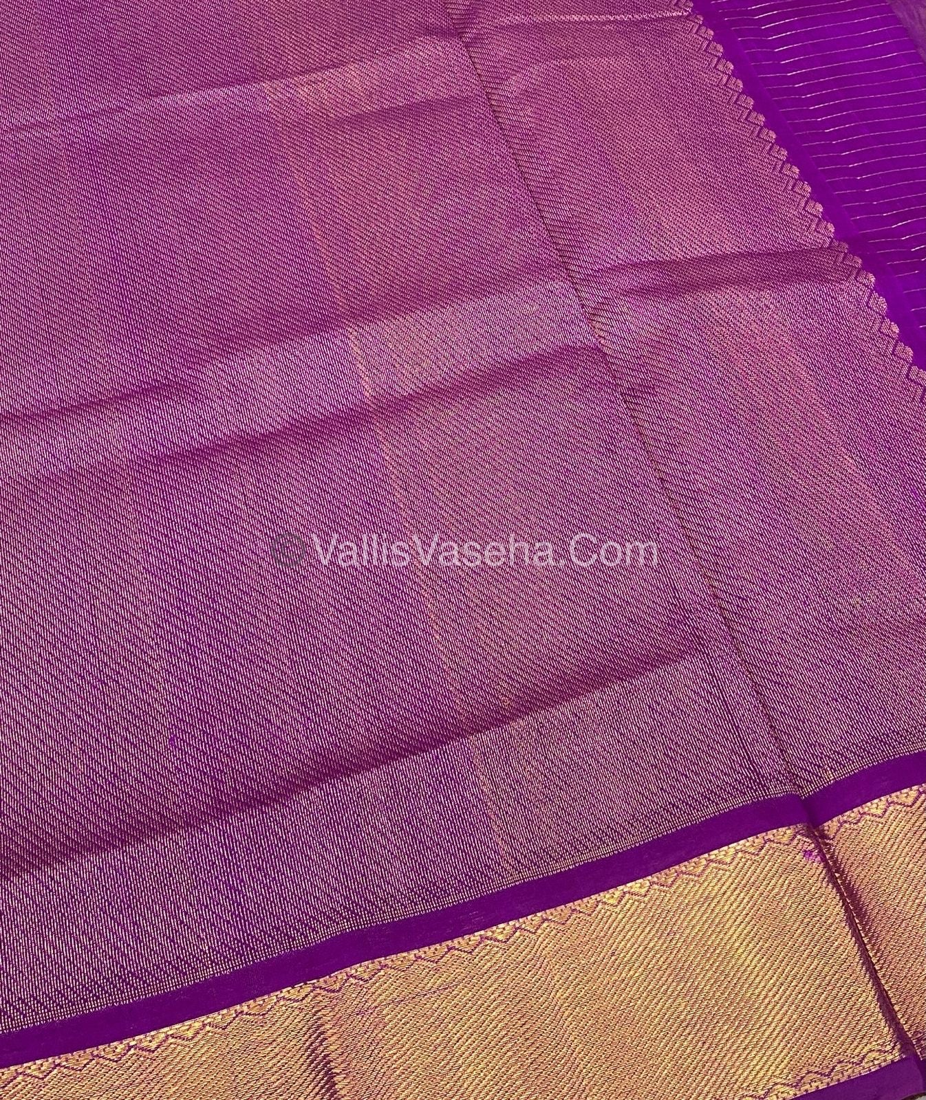 Pure Silk Cotton Saree - Mayil & Chakkaram Design - Lemon Green with Purple - VVMC002