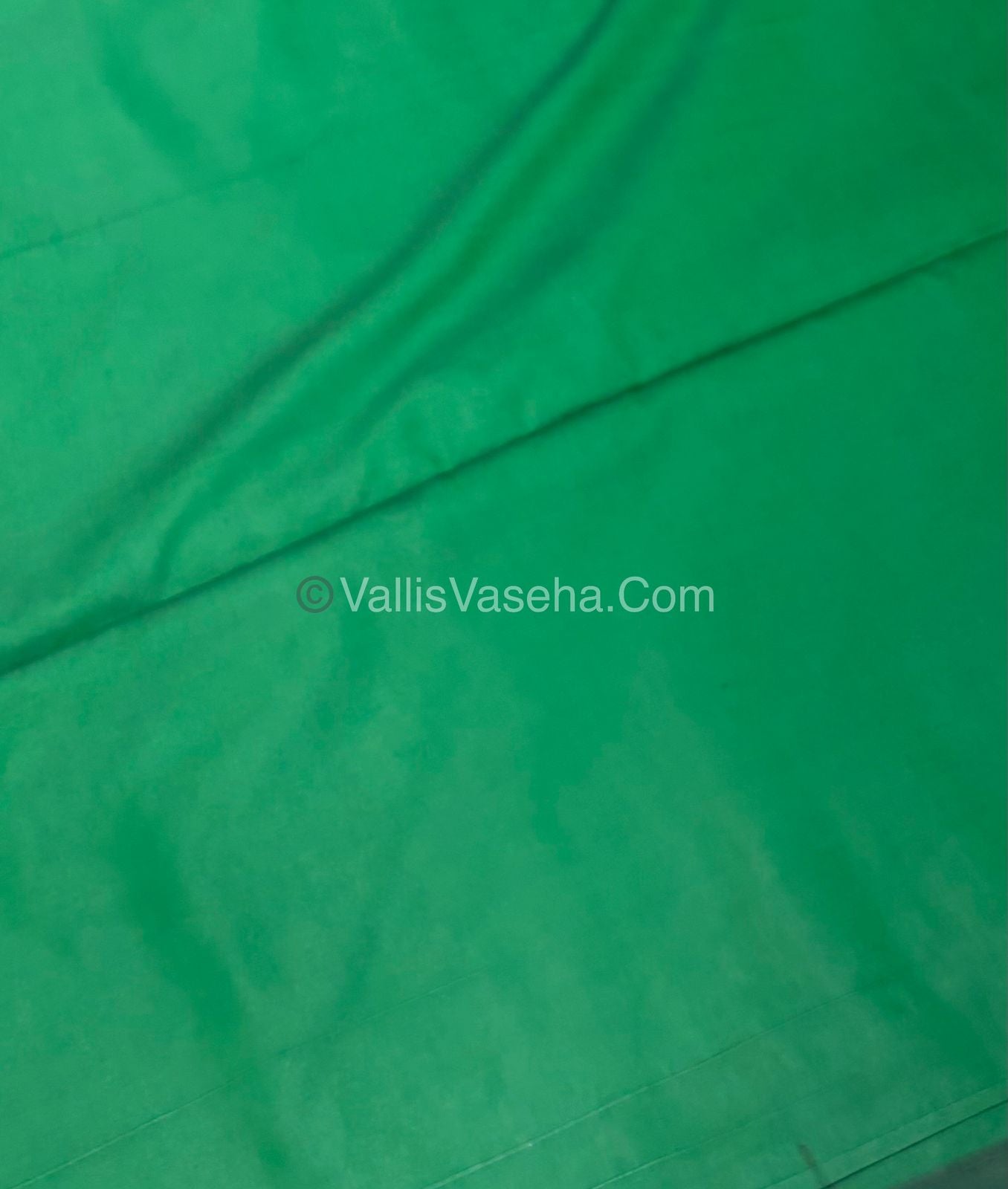 40% less - Offer Saree - Semi Soft Silk Saree - VVDS006