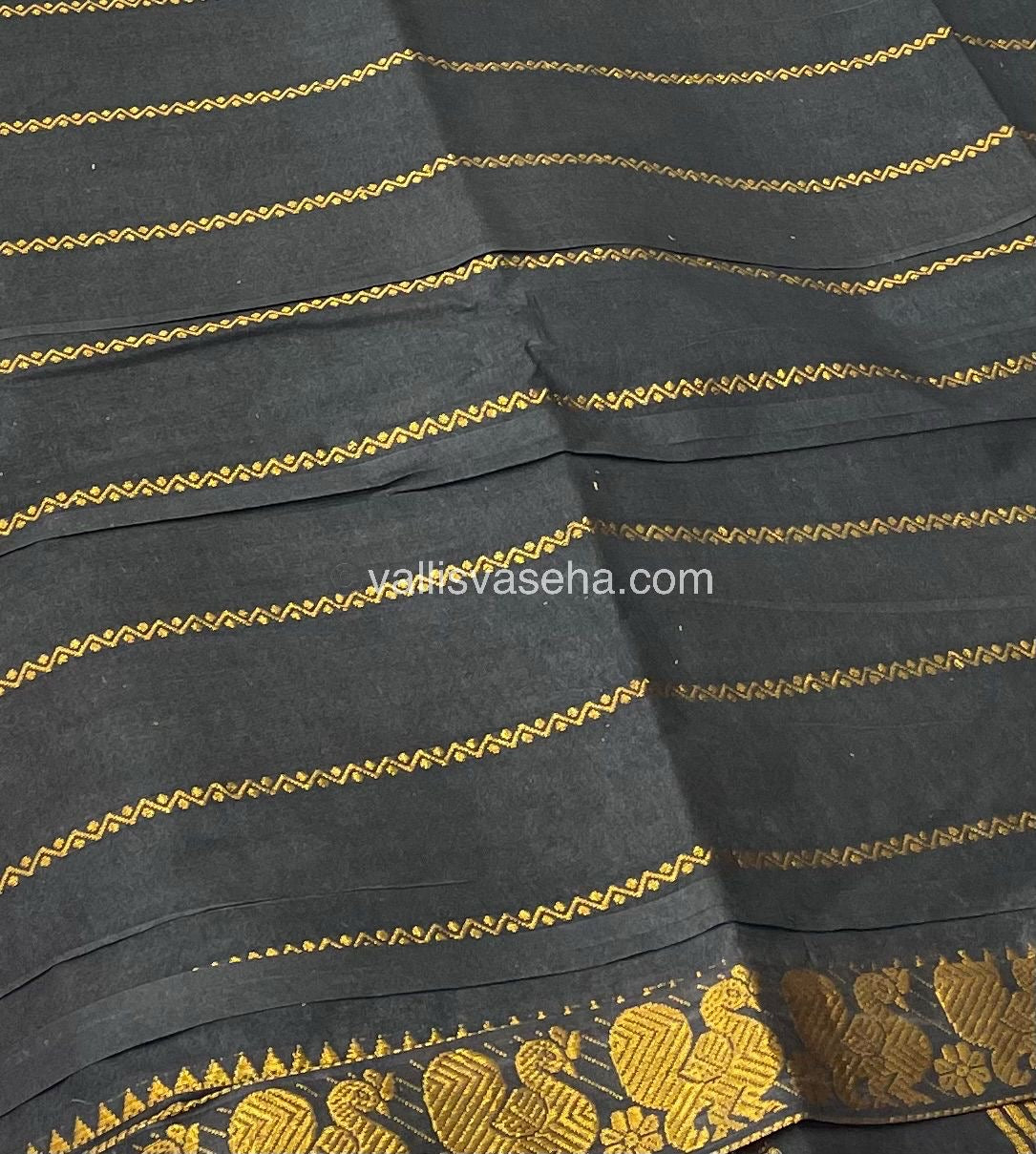 Sungudi Cotton Saree | Velthari Design - Mustard Yellow with Dark Green Shade - VVSCV001