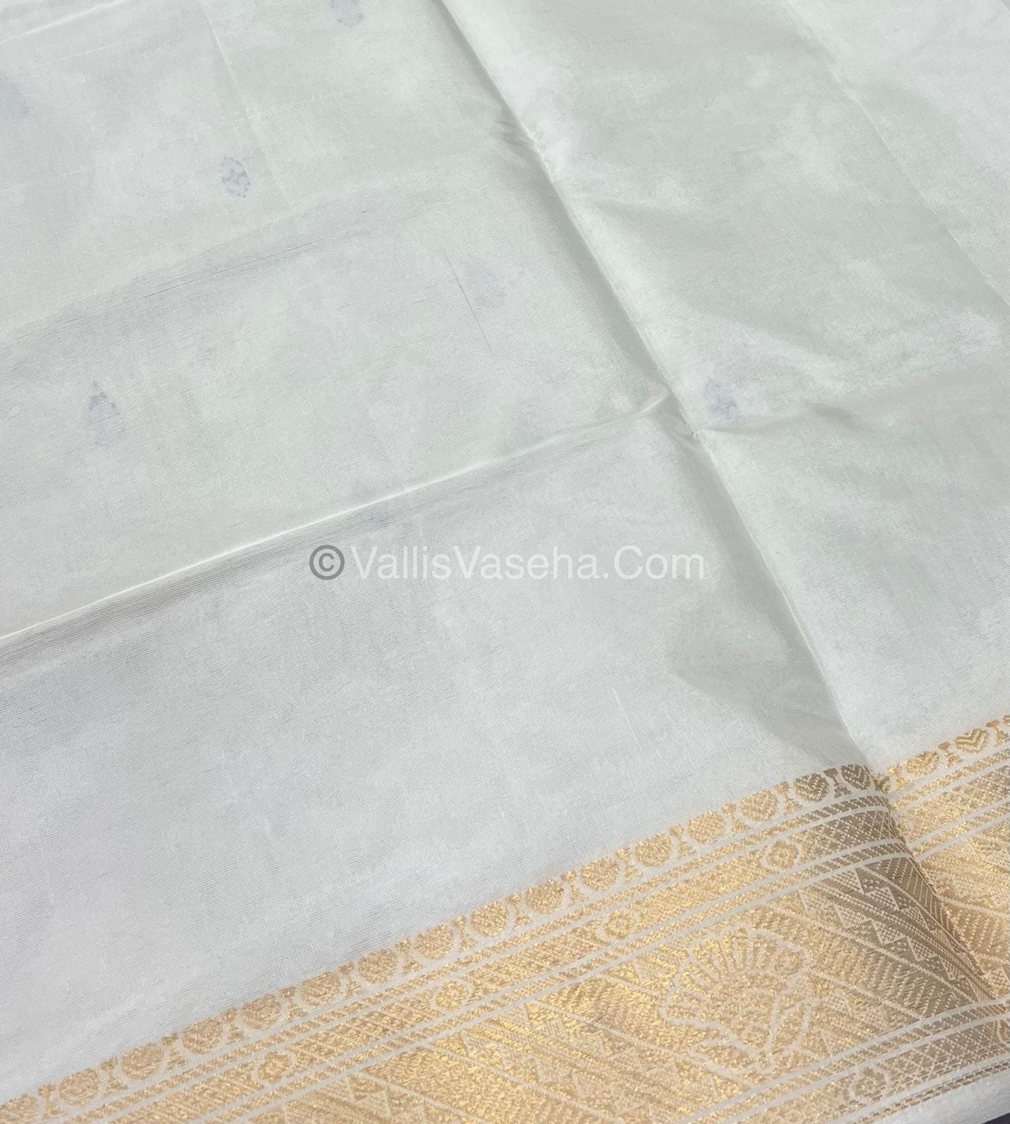 Vazhai Pattu Saree / Banana Pith - With Blouse - VVVPS001