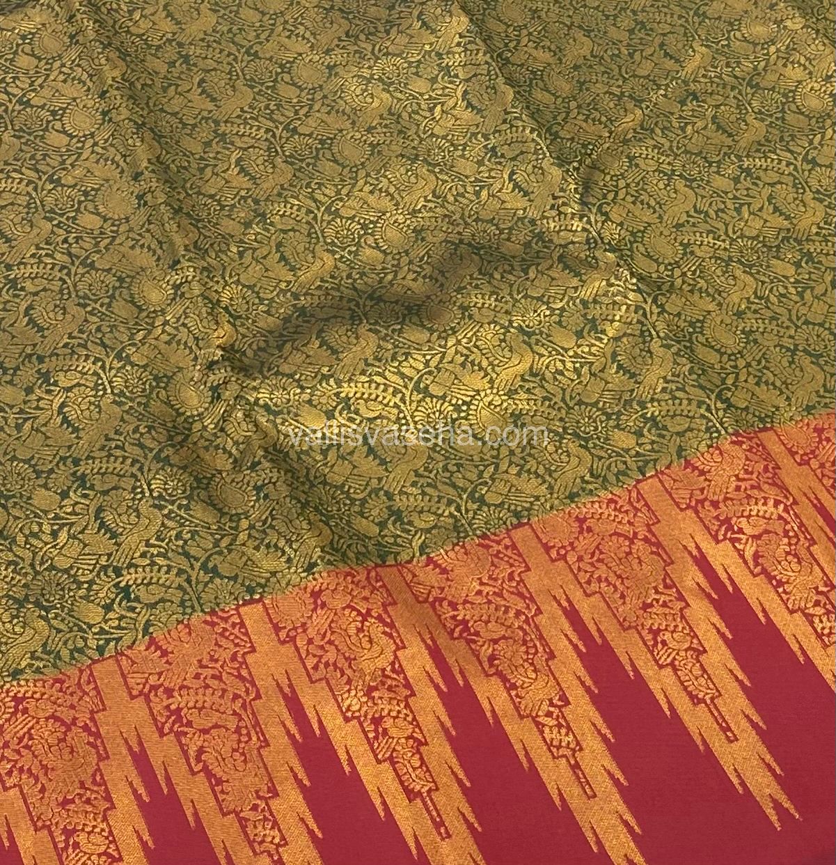 Kanchi Semi Silk - Green With Red - Temple Border - VVKSS001