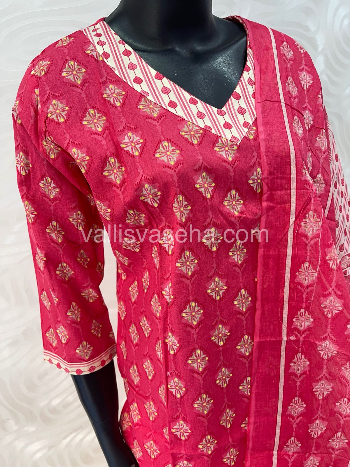 Ready Made - Salwar, Kameez & Duppatta(3pc) - Printed - VVRBS002
