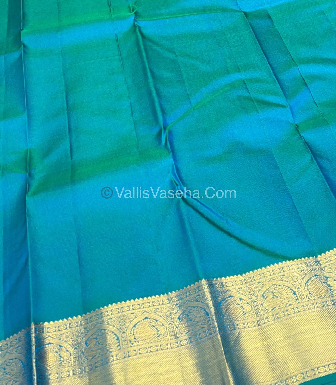 Pure Kanchipuram Silk Saree - Blue Shade - VVPS011