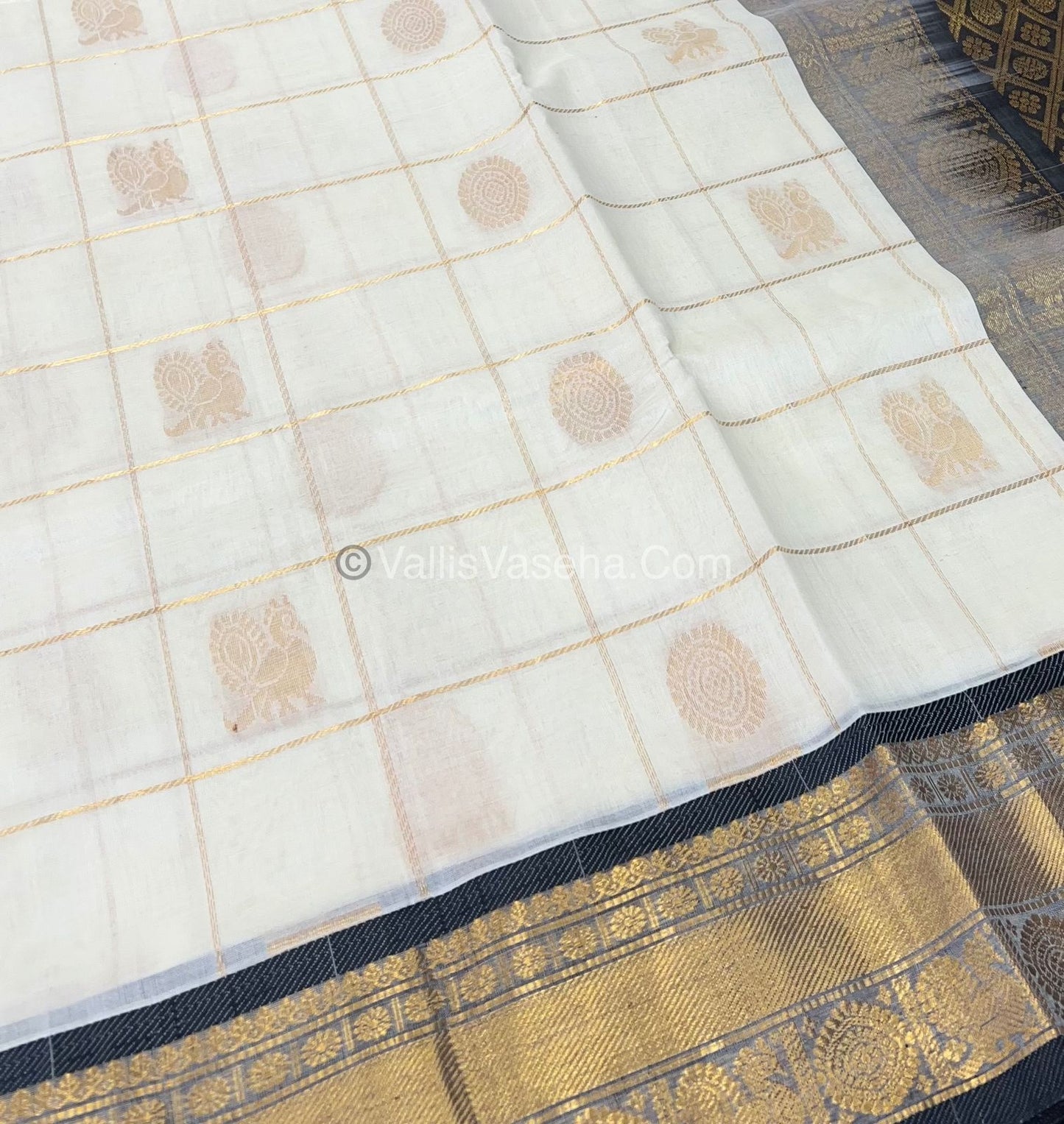 Pure Silk Cotton Saree - Mayil & Chakkaram Design - Cream With Black Shade - VVMC001