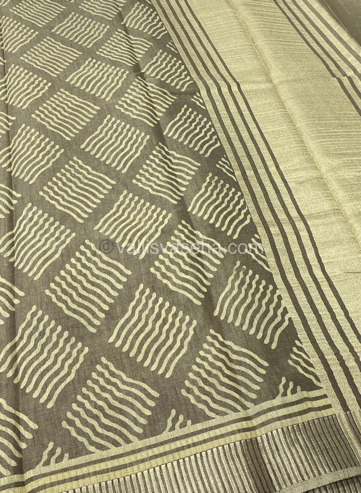 Semi Tussar Silk - Greensih Grey Shade - VVSTS007