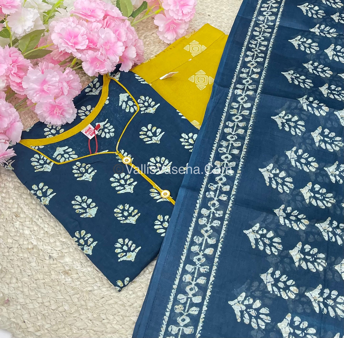Ready Made - Salwar, Kameez & Duppatta(3pc) - Batik Printed - VVRBS001