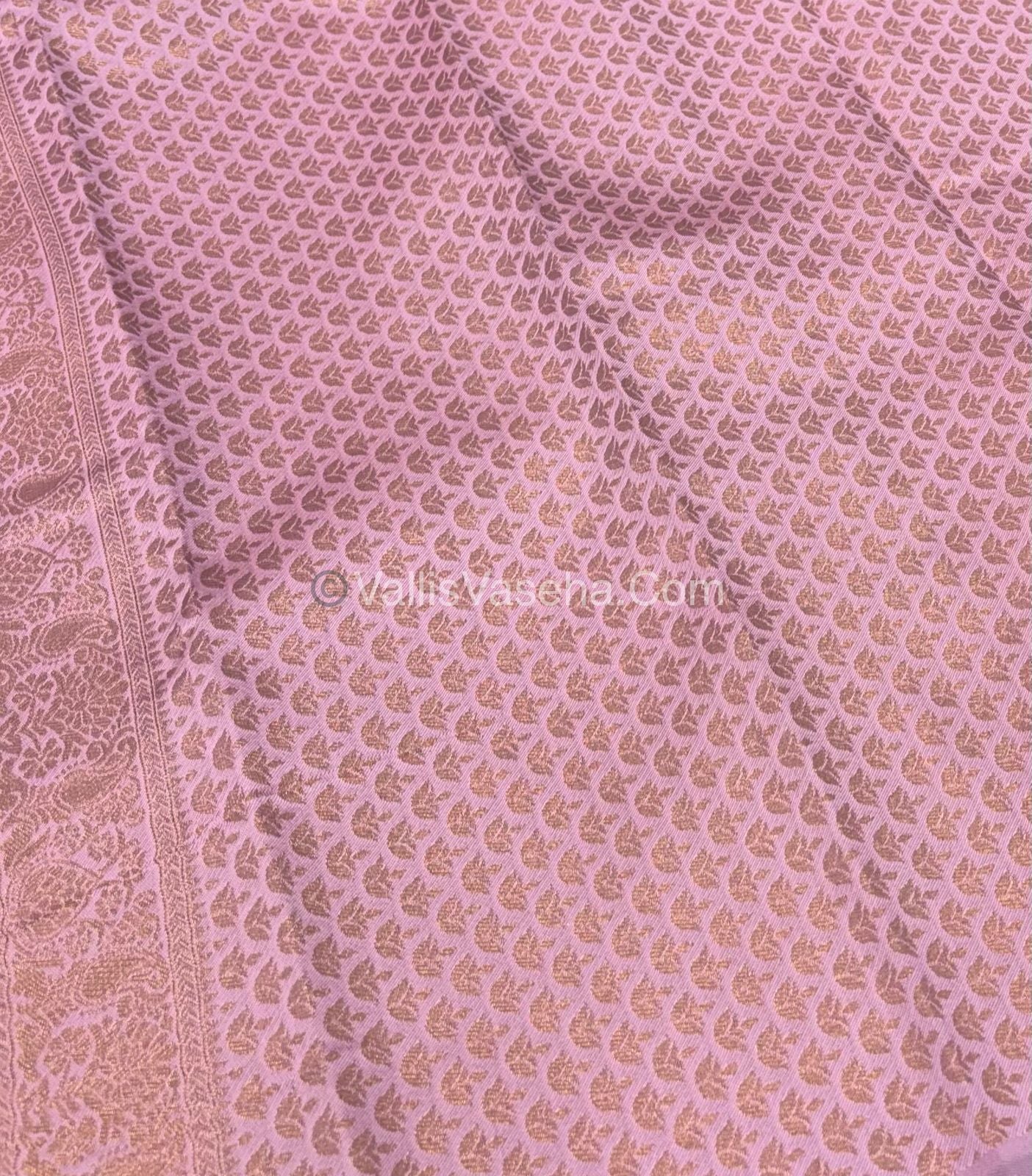 Kanchi Semi Silk - Green with Pink - VVKSS001