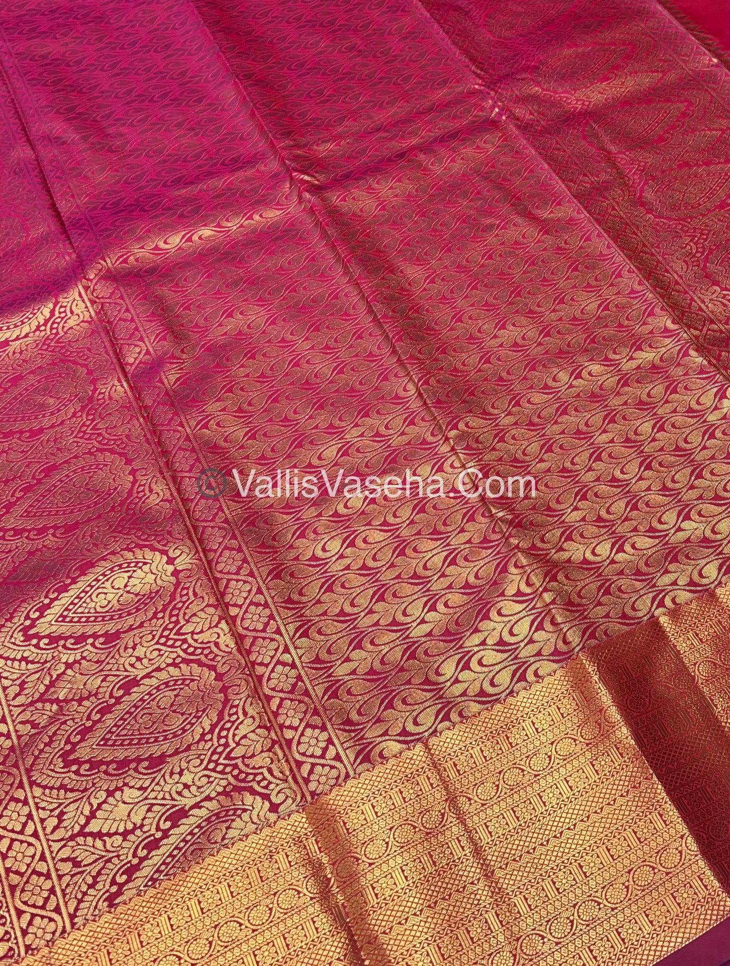 Semi Kanchipuram Silk - Vairavoosi Pattern - VVSKS001