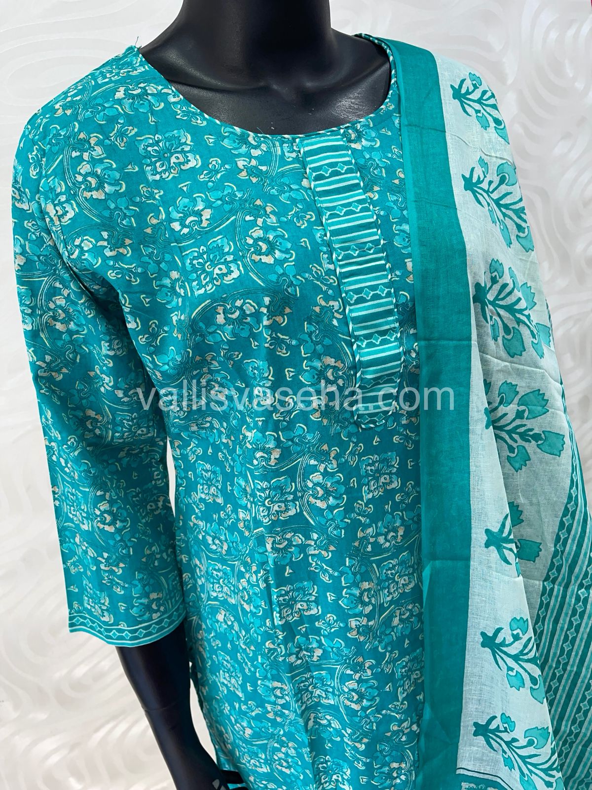 Ready Made - Salwar, Kameez & Duppatta(3pc) - Printed - VVRBS002