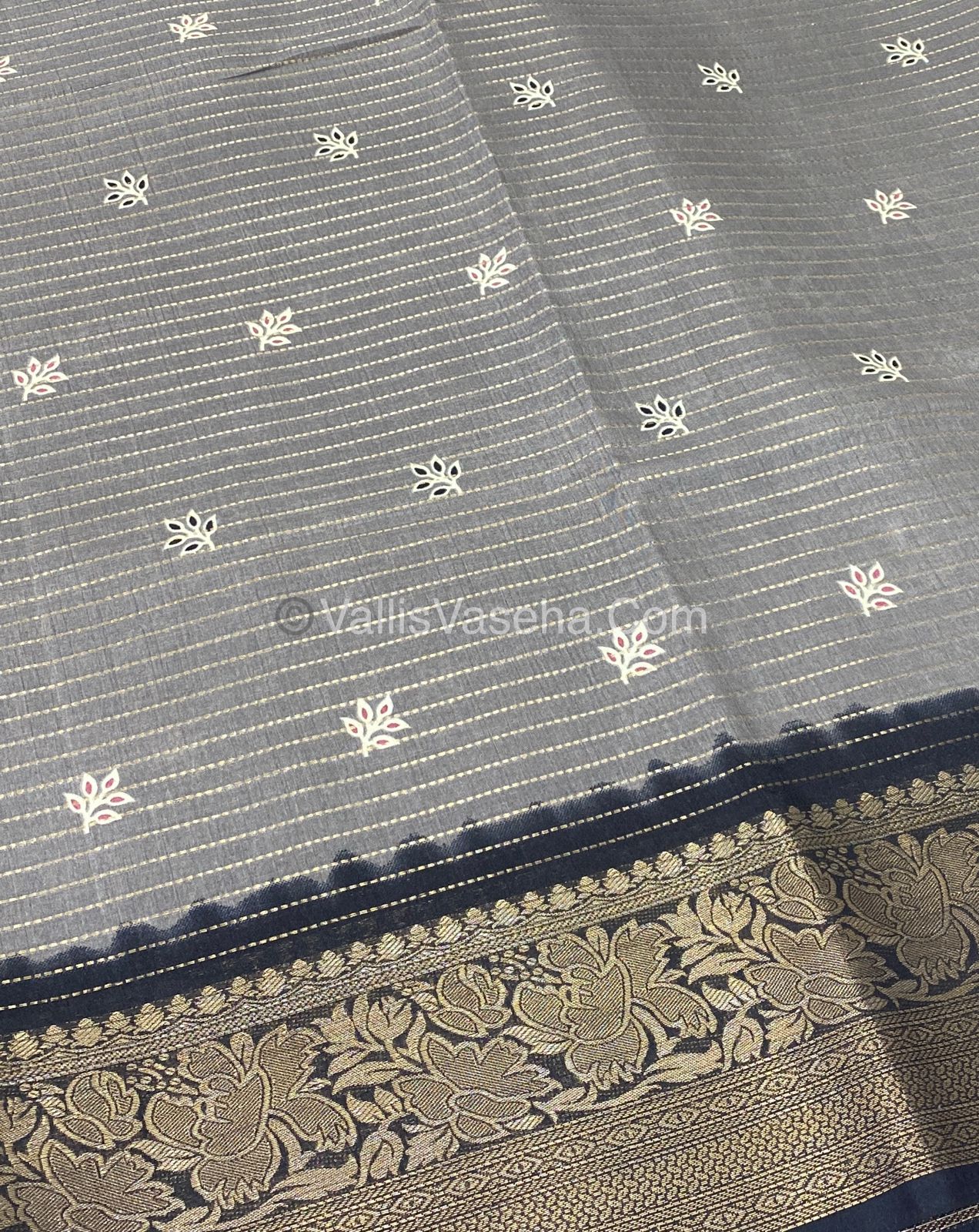 Semi Binny Silk - Vaira Voosi Design and Leaf prints - VVSDS005