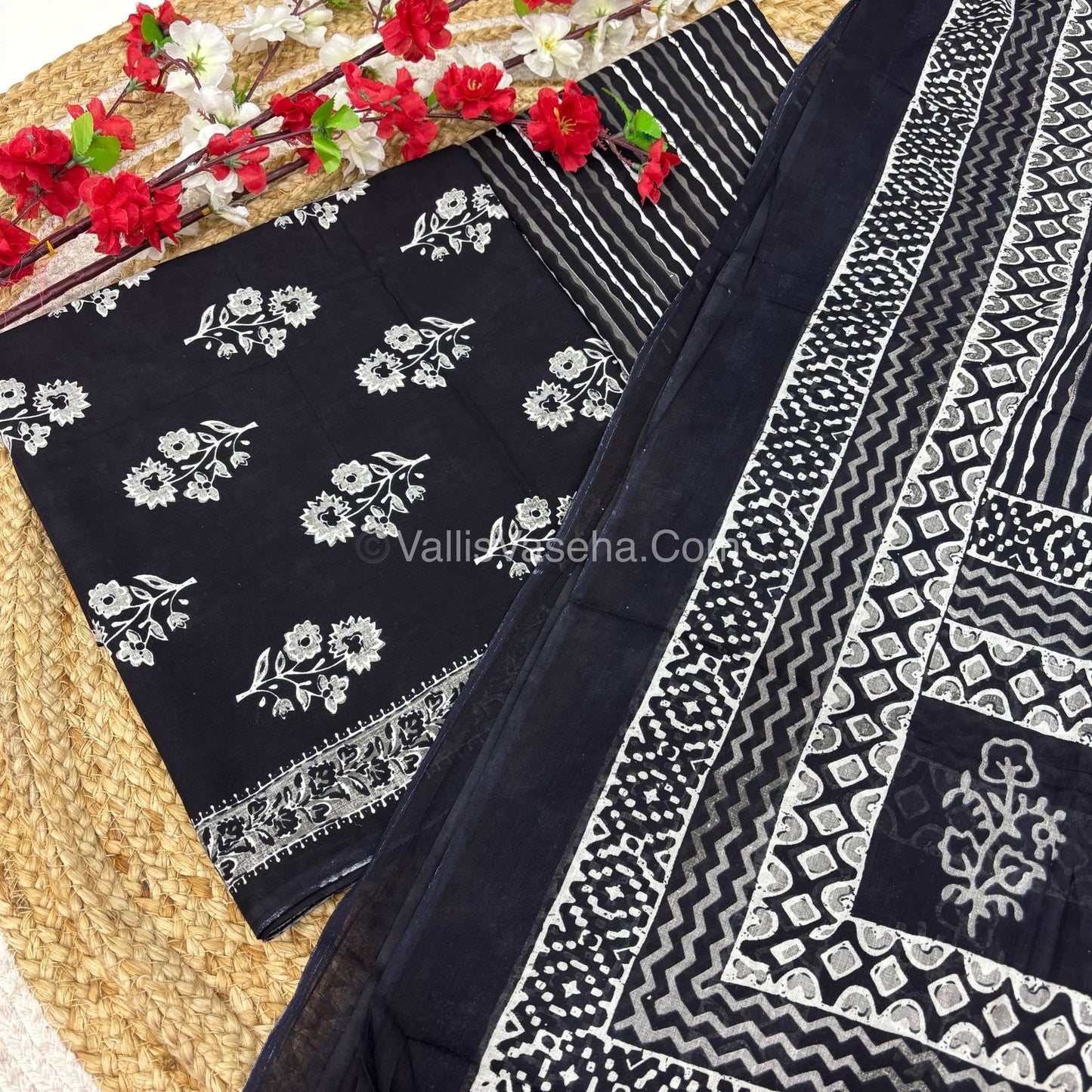 Pure Mul Mul Cotton | Unstitched Material | VVUSM019