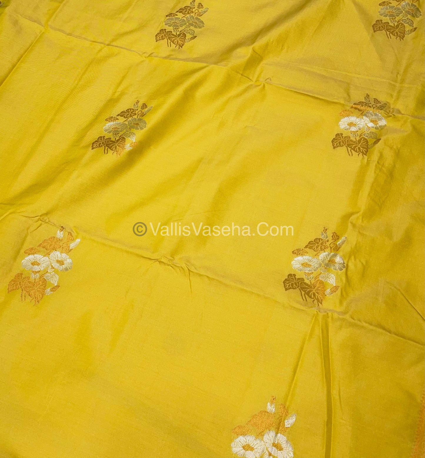 Semi Soft Silk - Border less - Yellow shade - VVSSS007