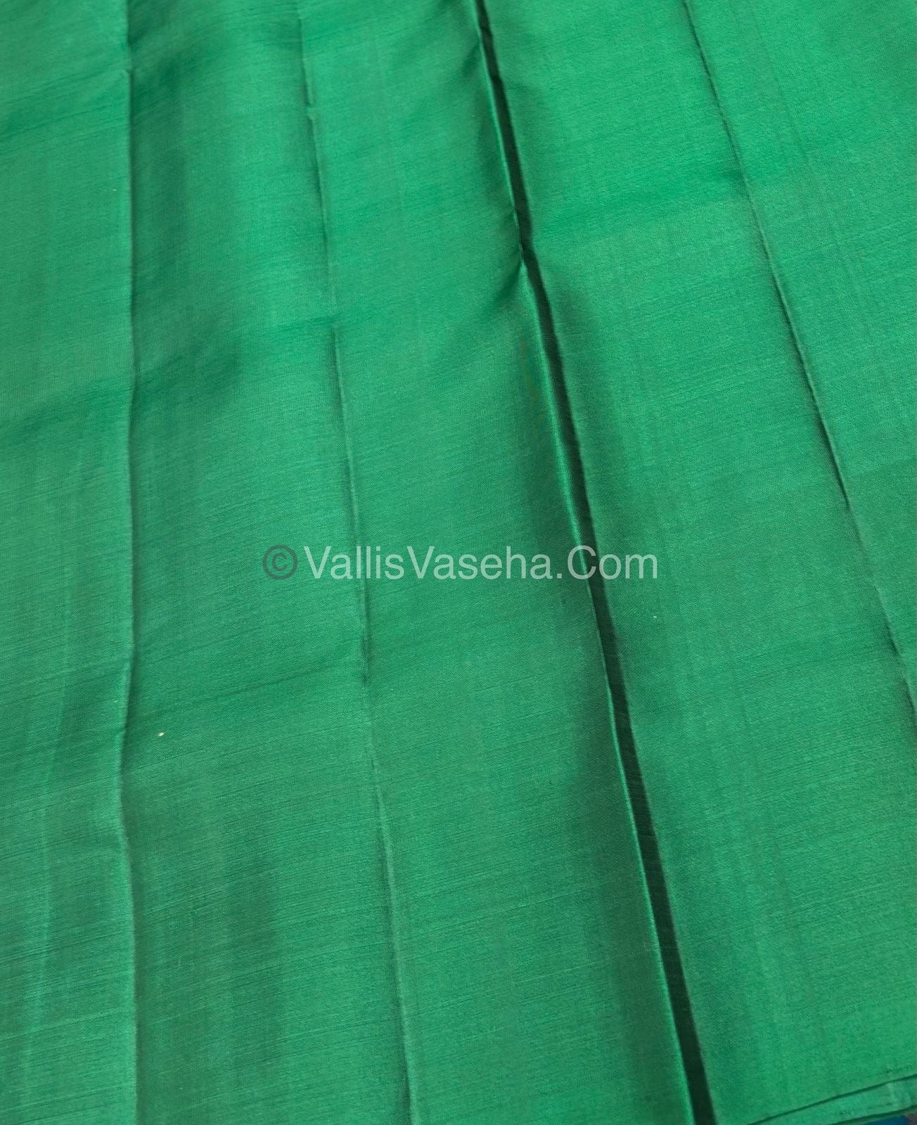 Pure Soft Silk Saree - (Merry-Go-Round Design ) - Pink with Green Shade - VVPSS059