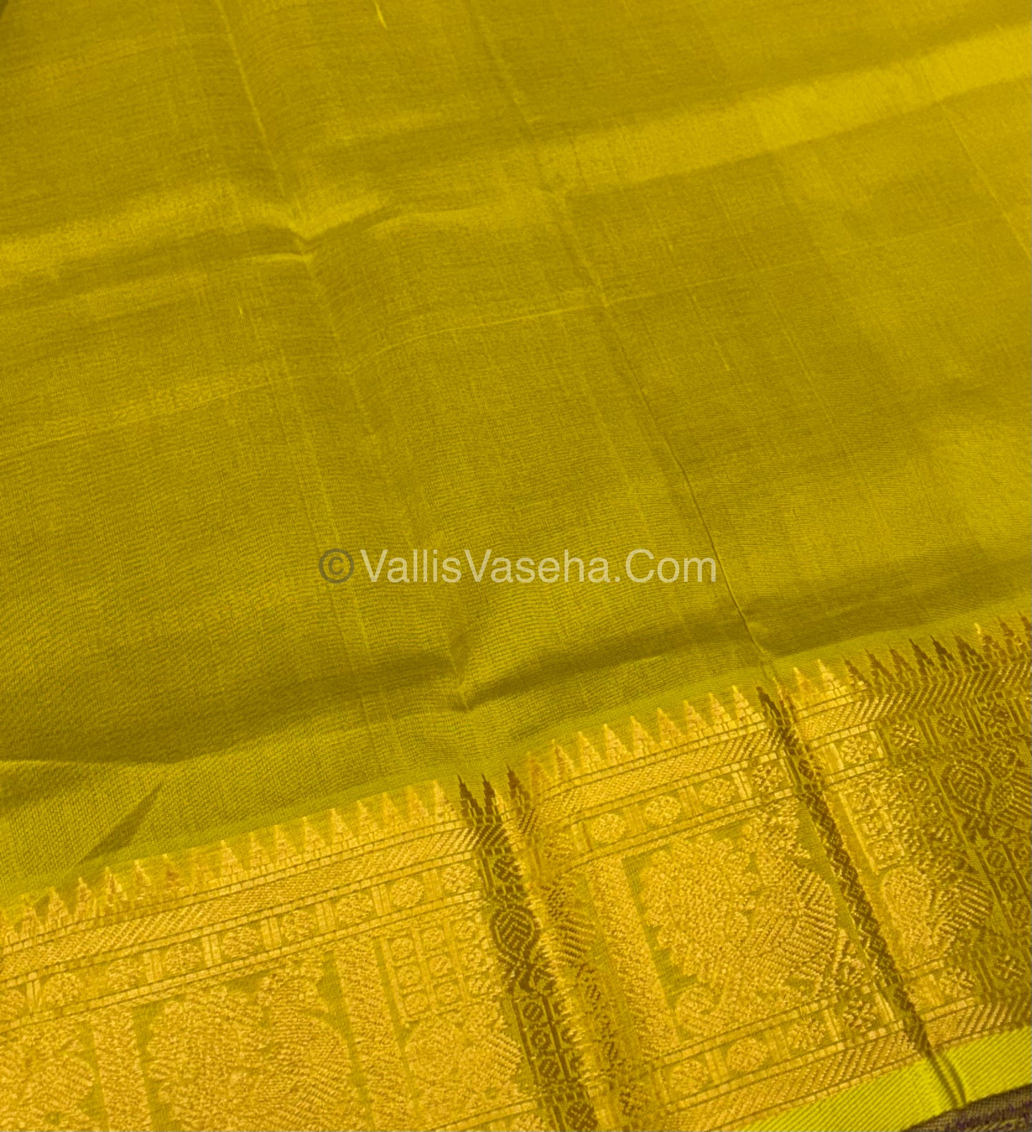 Pure Silk Cotton Saree - Mayil & Chakkaram Design - Purple With Lemon Green Combo -VVMC003