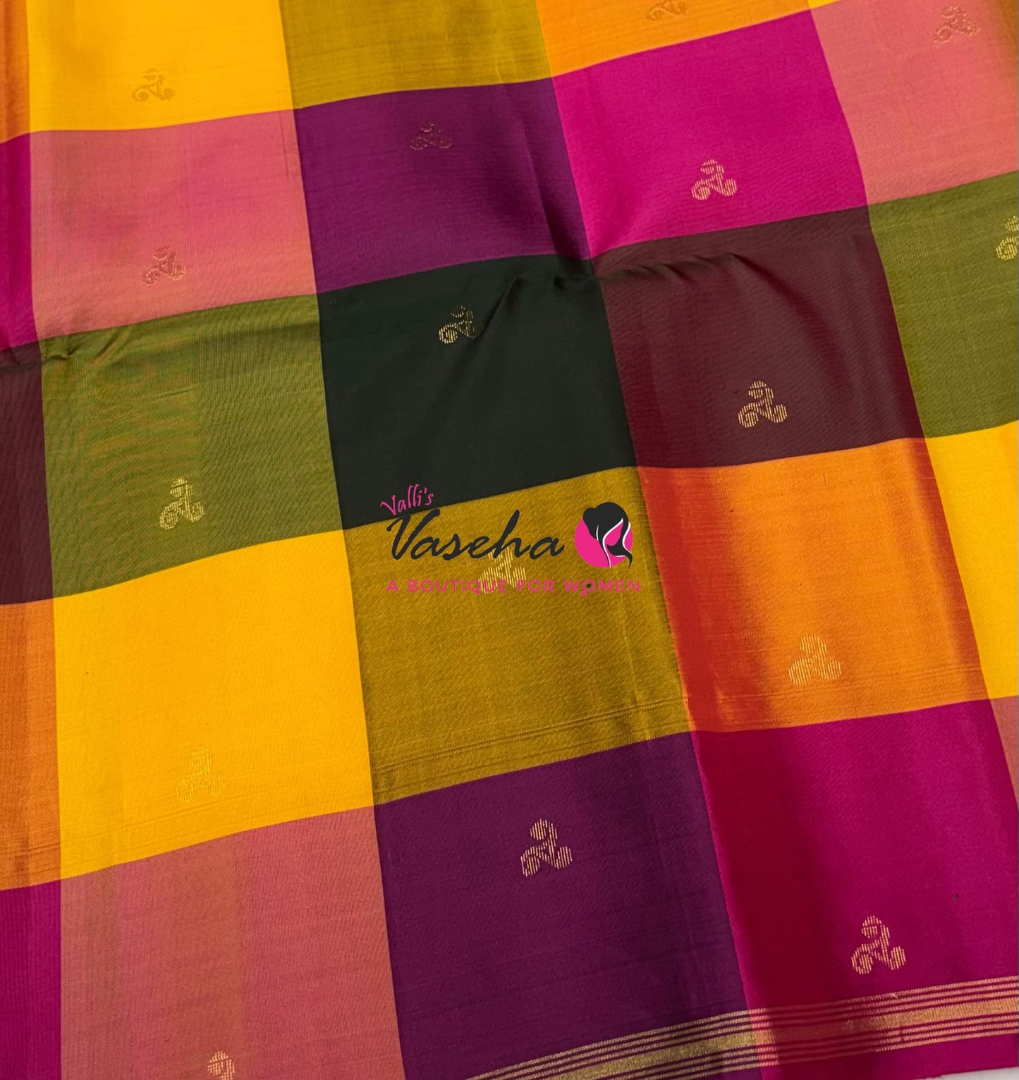 Pure Soft Silk Saree - Partly Pallu - Half & Half Saree - VVPSS088