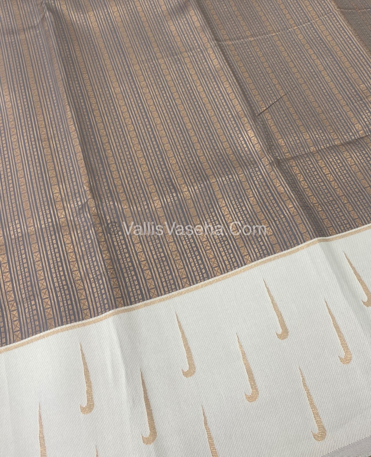 Kanchi Semi Silk - Grey with Cream VVKSS001