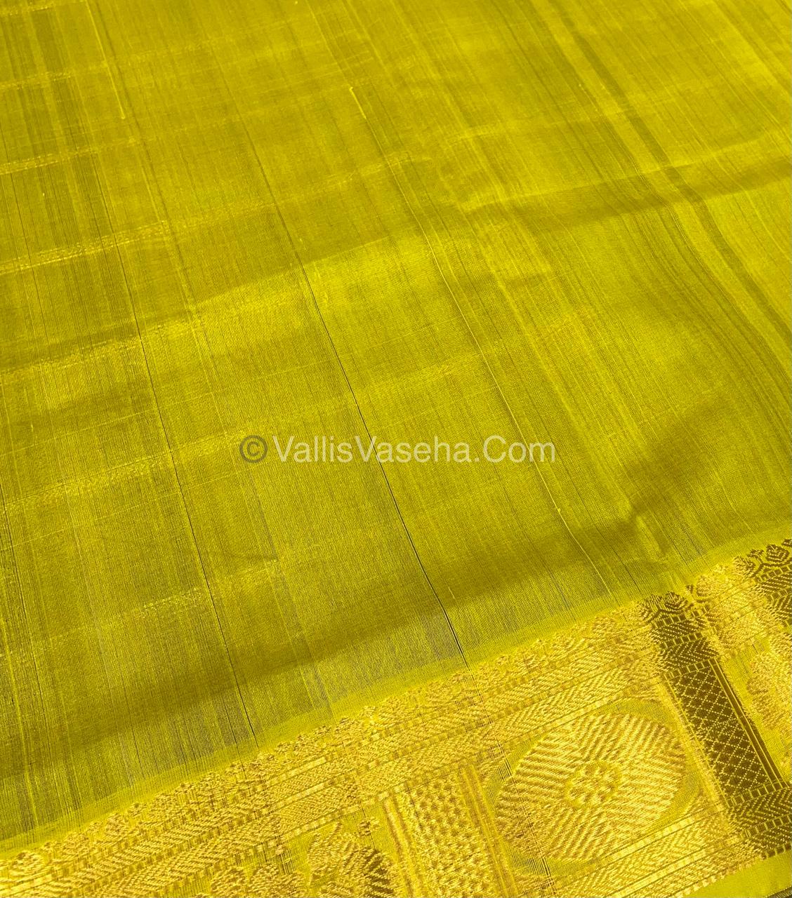 Pure Silk Cotton Saree - Mayil & Chakkaram Design - Meroon With Yellow Combo -VVMC003