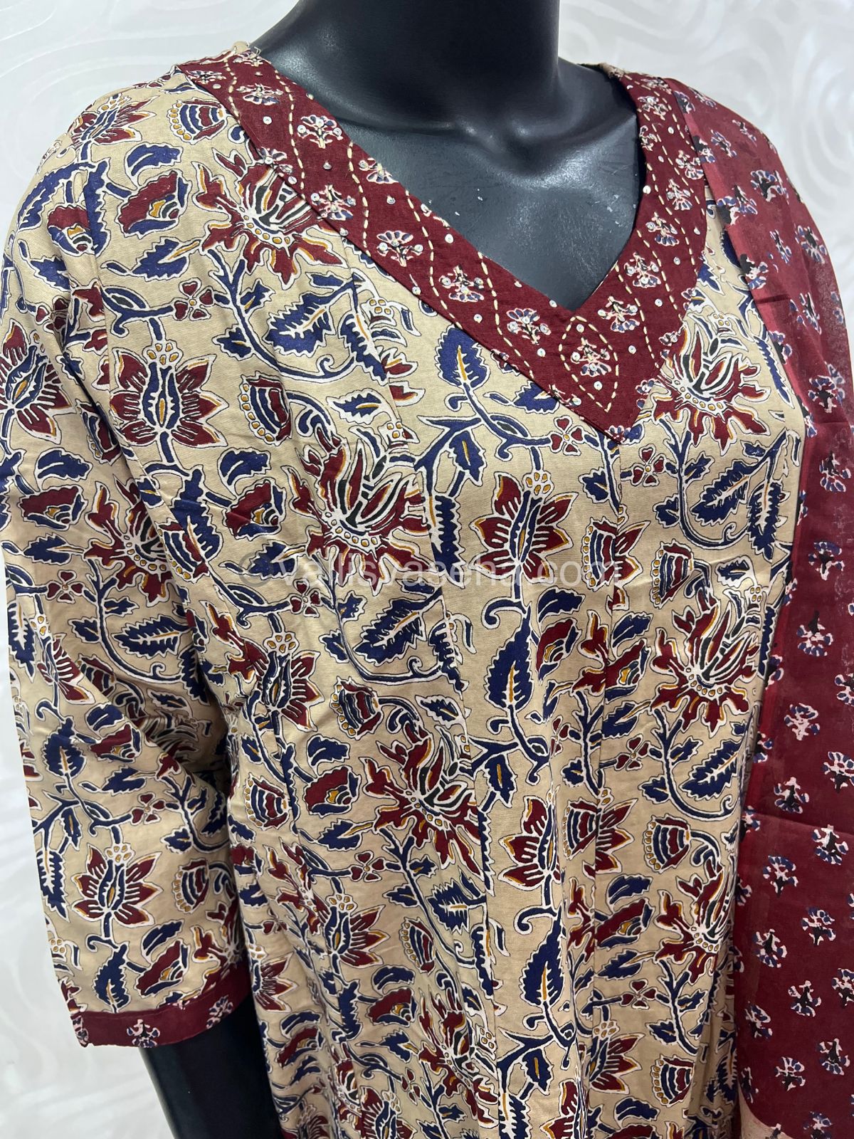 (Ready Made - Anarkali - Salwar, Kameez & Duppatta(3pc)- Printed Cotton - VVAS003