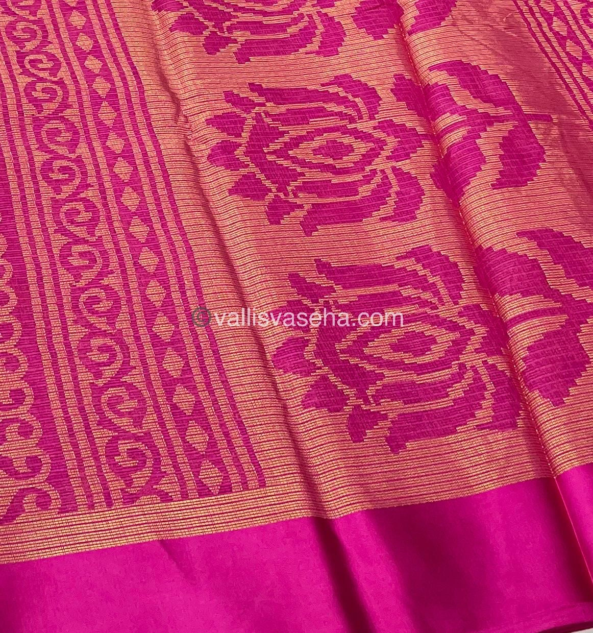 Mixed Cotton Brasso Saree - VVBS001