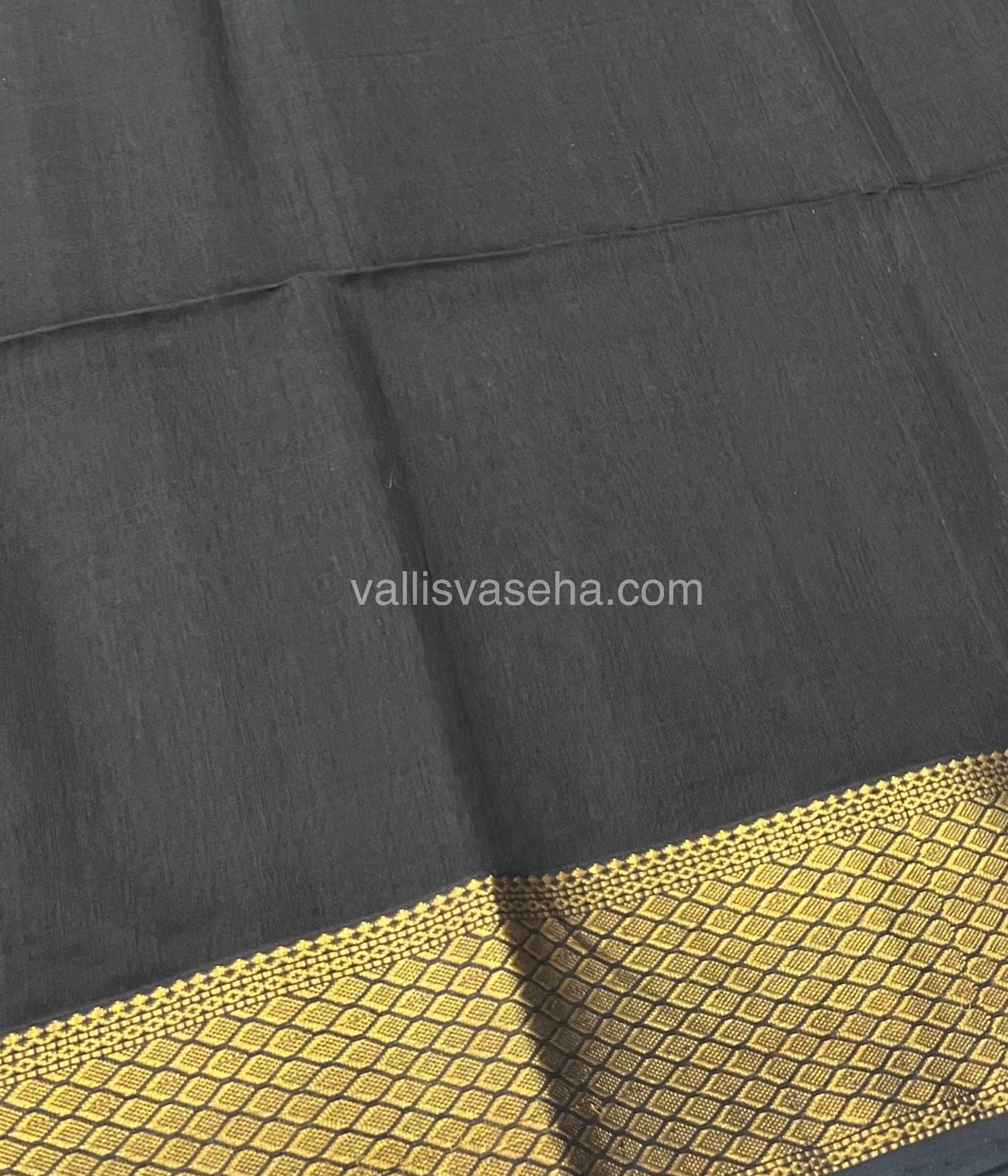 Pure Maheshwari Silk Cotton Saree - Black Color - VVMSC005